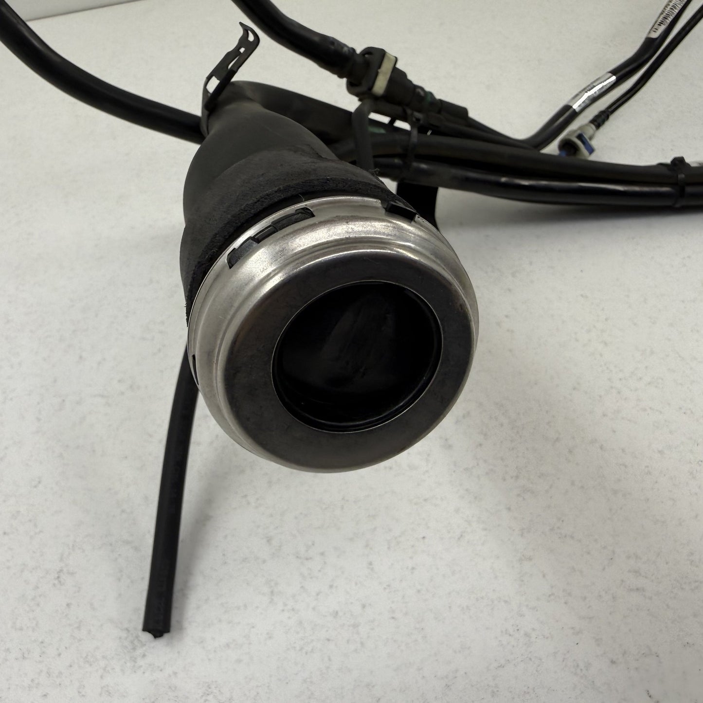 16-21 Dodge Durango SRT 6.2L 6.4L Gas Tank Fuel Filler Neck Tube Pipe Hose OEM