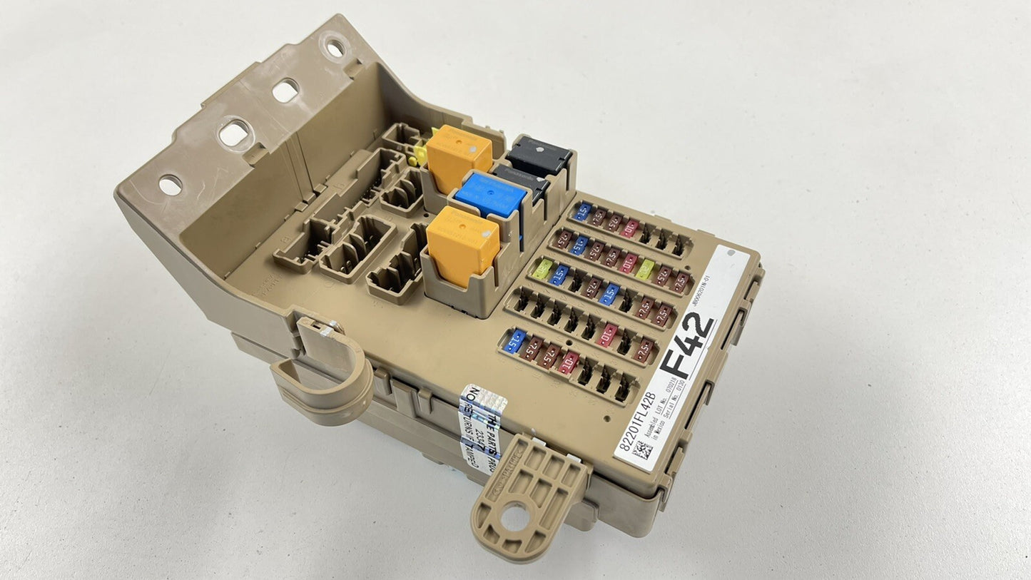 2018 SUBARU IMPREZA CABIN JOINT FUSE RELAY JUNCTION BOX MODULE 82201FL42B OEM