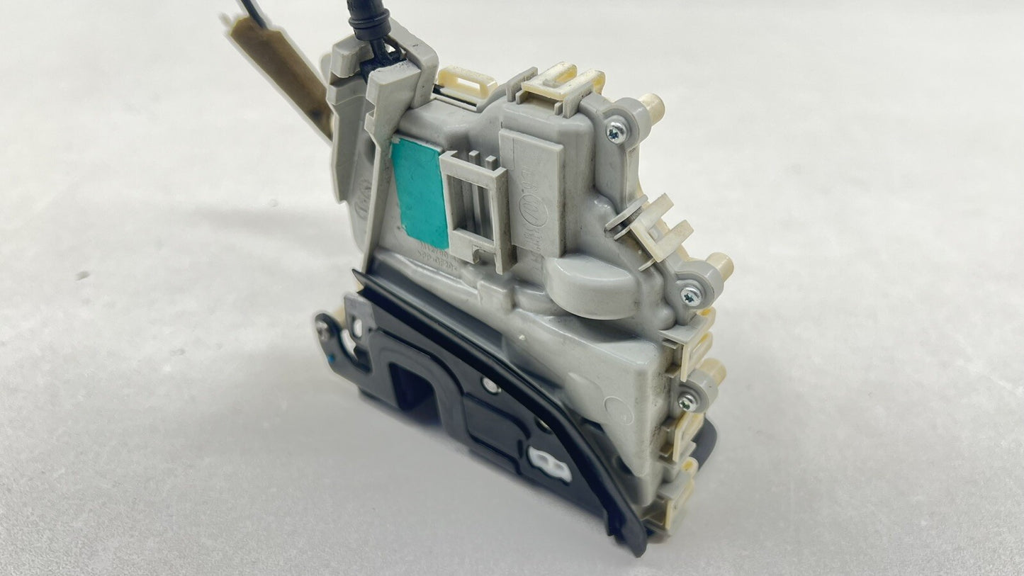 10-16 PORSCHE PANAMERA PASSENGER RIGHT FRONT DOOR LATCH LOCK ACTUATOR OEM