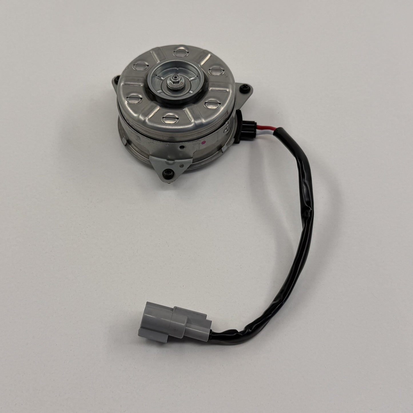 2023-2026 Toyota Prius Driver Left Radiator Cooling Fan Motor 16363-24140 OEM