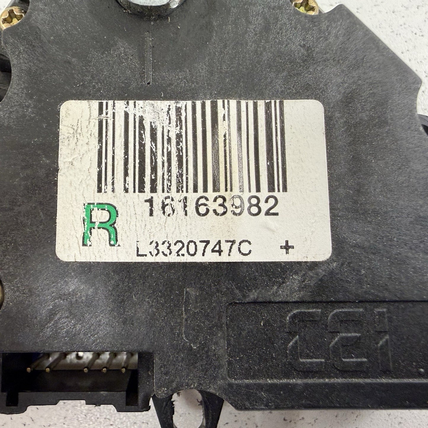 97-04 Chevrolet Corvette C5 HVAC Box AC Flap Motor Air Mix Actuator Pair OEM
