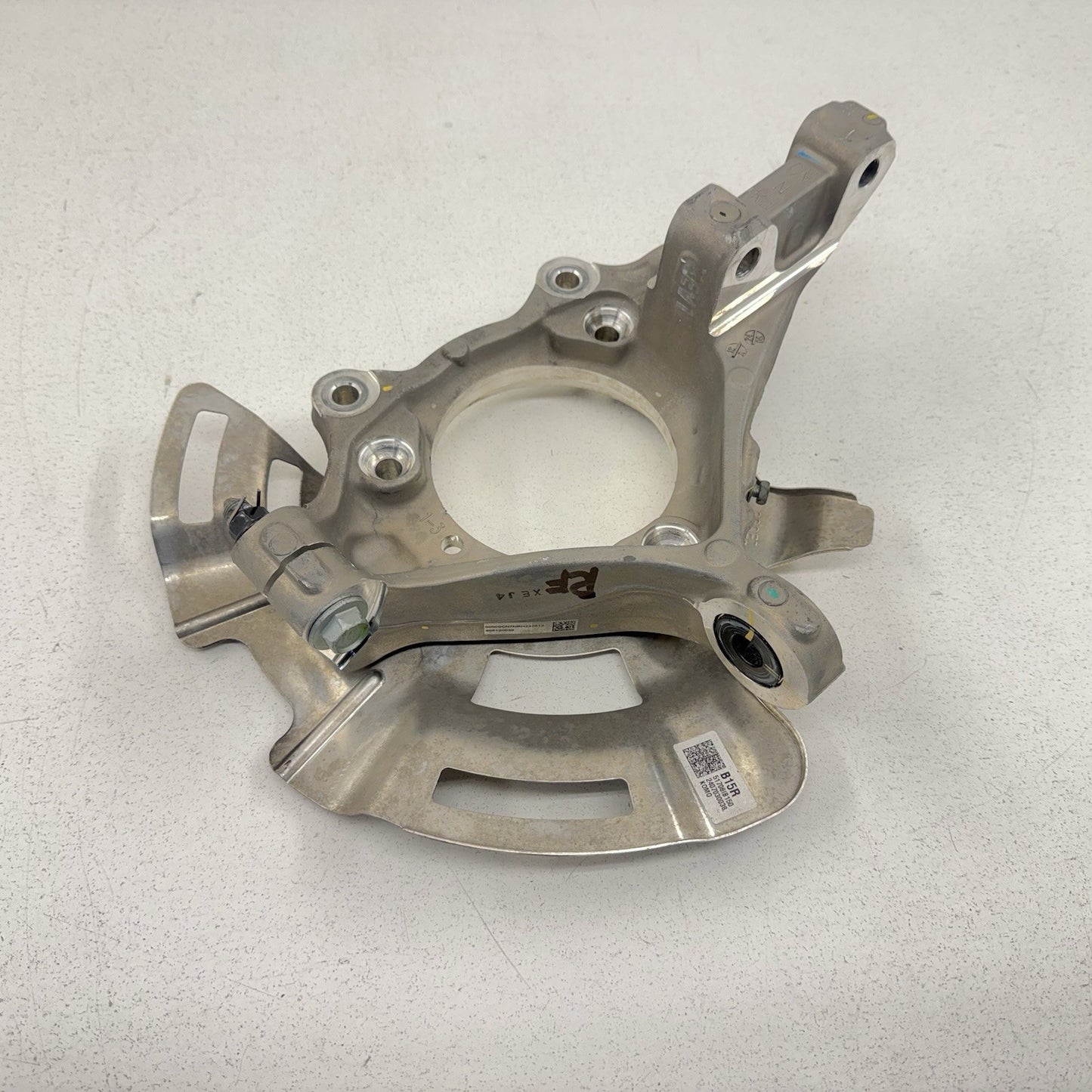 22-26 Hyundai Elantra N Passenger Right Front Spindle Knuckle Hub OEM
