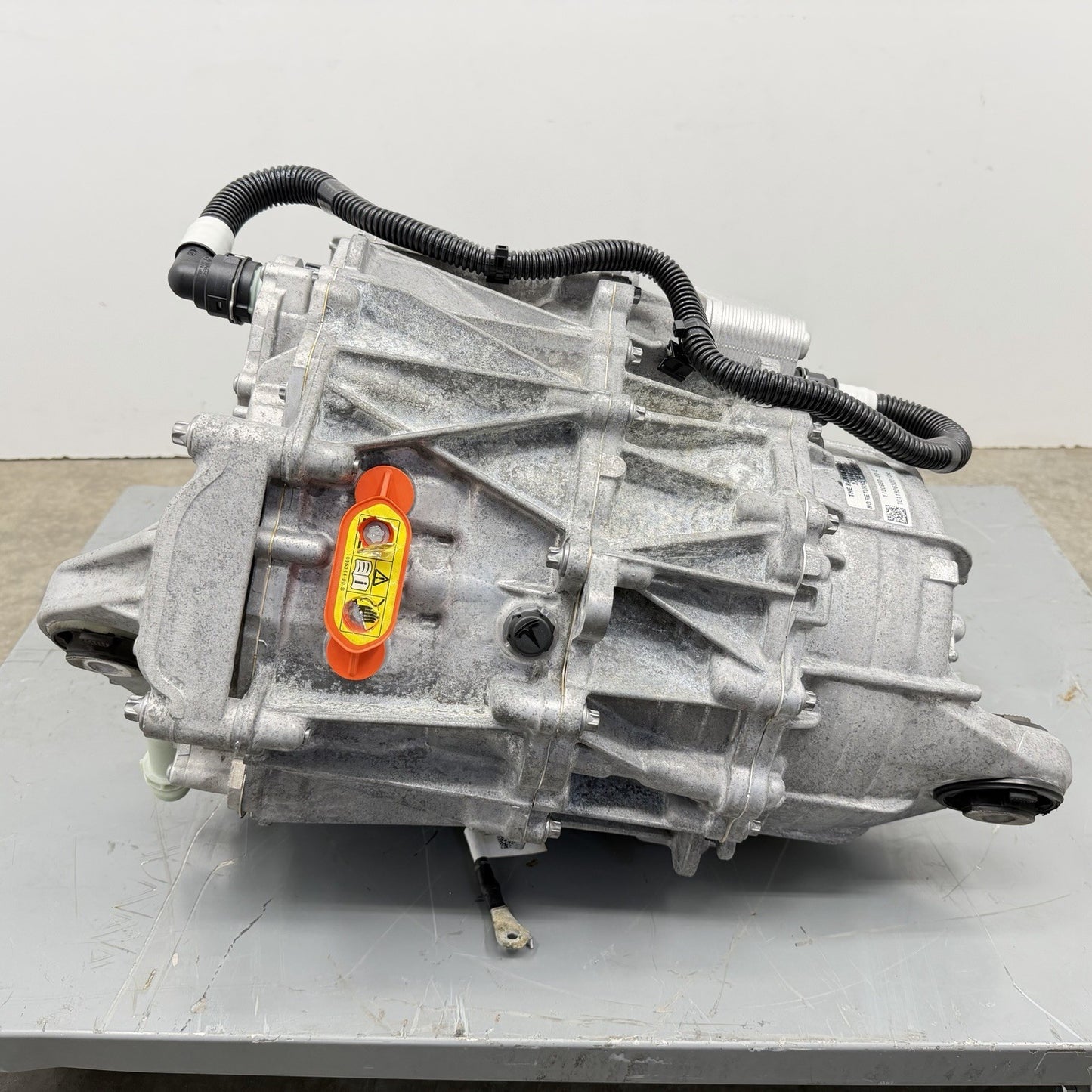 Tesla Model 3 Y Front Drive Unit Inverter Electric Motor Engine 1120960-00-E OEM