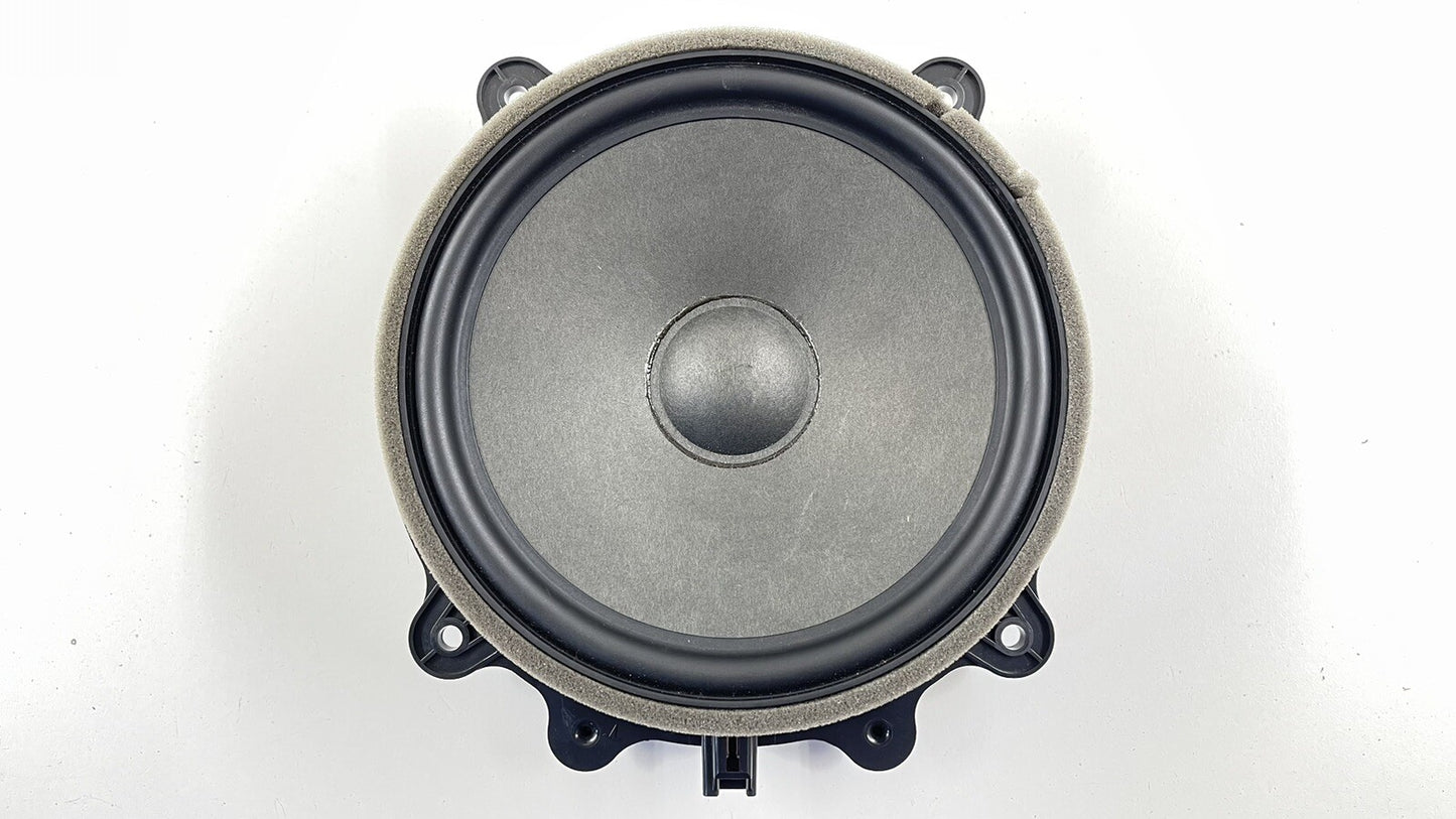 17-19 TESLA MODEL 3 LEFT OR RIGHT FRONT DOOR SPEAKER 1079744-00-D OEM