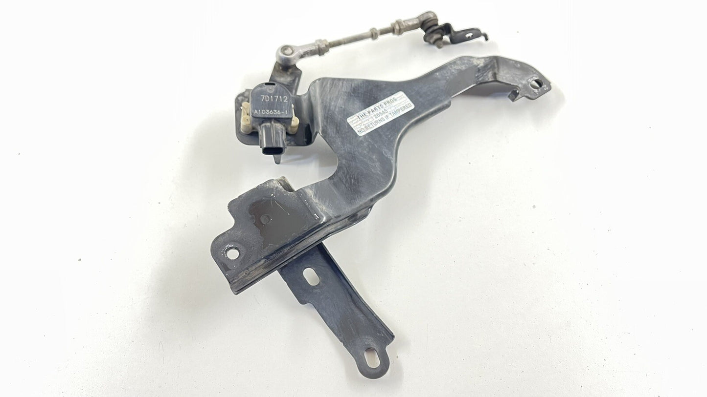 07-17 LEXUS LS460 DRIVER LEFT FRONT HEADLIGHT SUSPENSION HEIGHT LEVEL SENSOR OEM