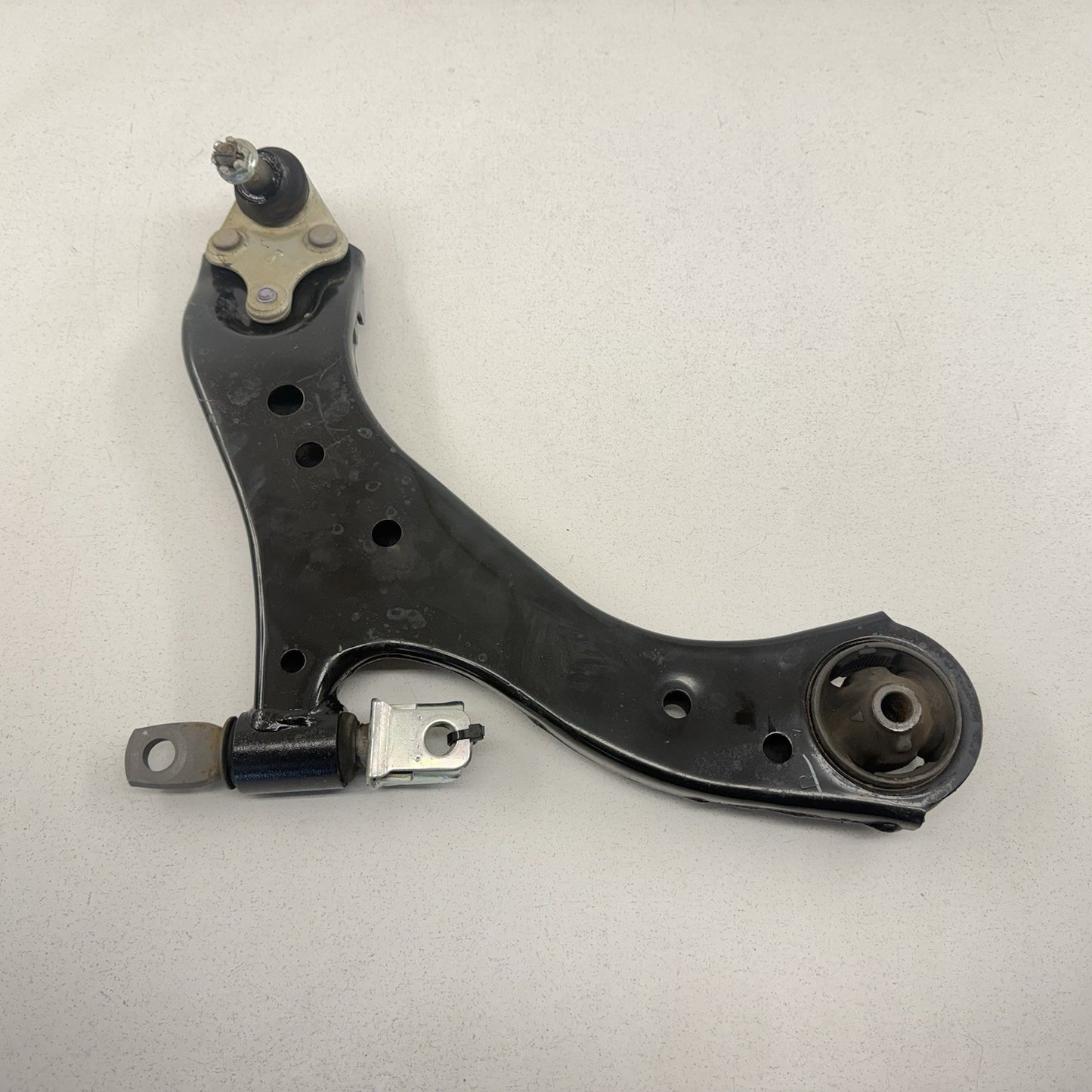 25-26 Toyota Camry XSE Passenger Right Front Suspension Knee Assembly Set OEM