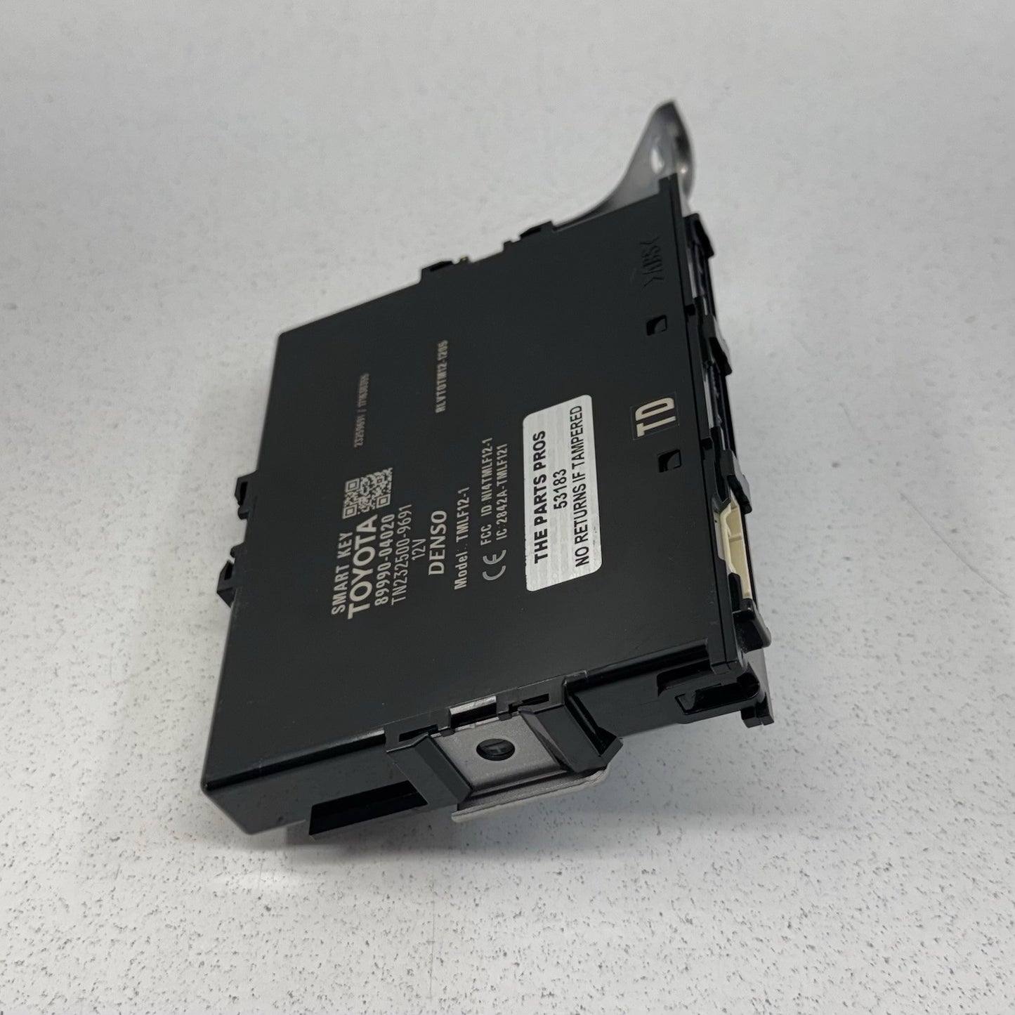 16-19 Toyota Tacoma Keyless Entry Smart Key Control Module 89990-04020 OEM