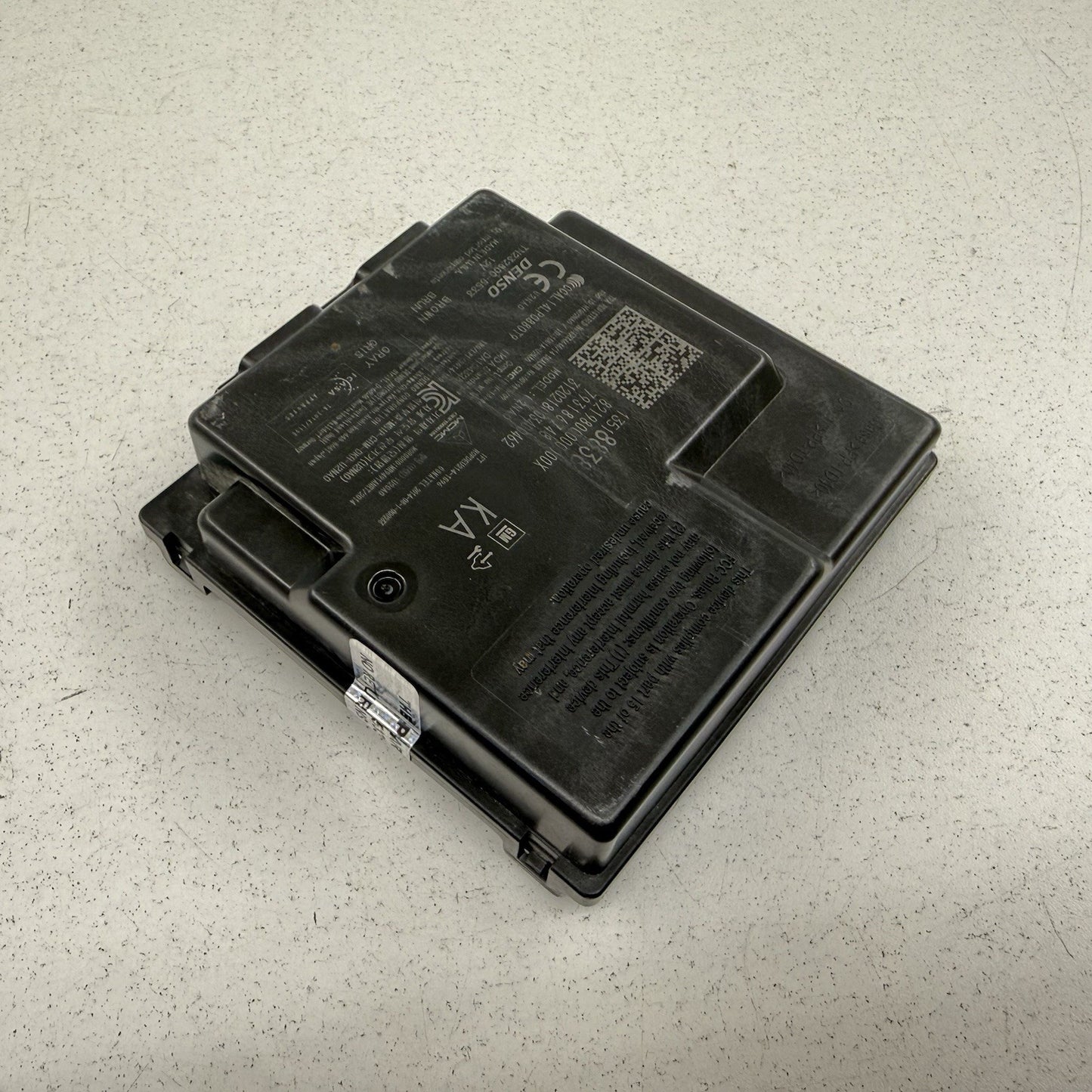 19-24 Chevrolet Camaro Keyless Key Less Entry Control Module 13558725 OEM