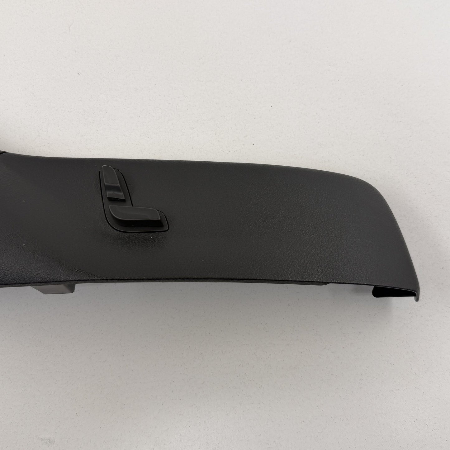 2008-2014 Mercedes C250 W204 Right Front Seat Adjustment Trim W/ Controls OEM