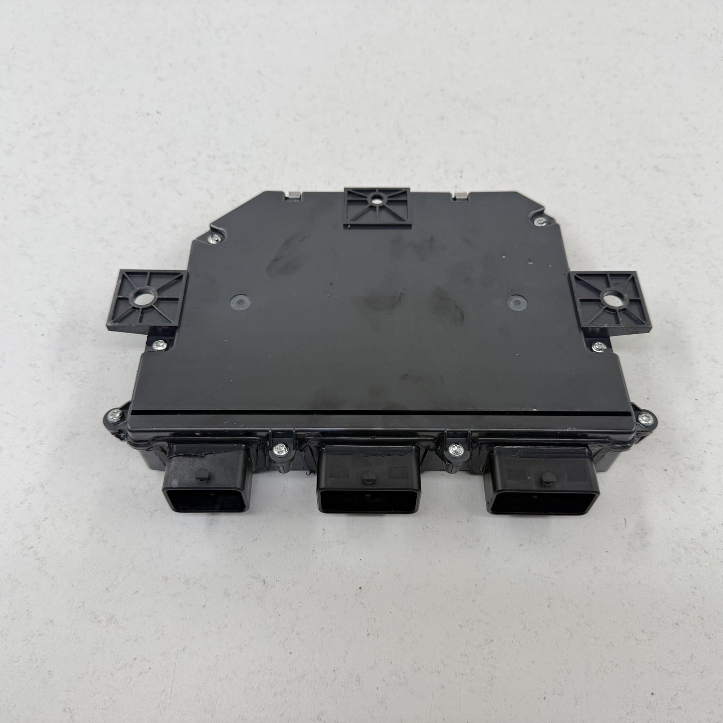 2022-2024 Rivian R1S R1T Power Bed Tailgate Control Module PT00054997-H OEM