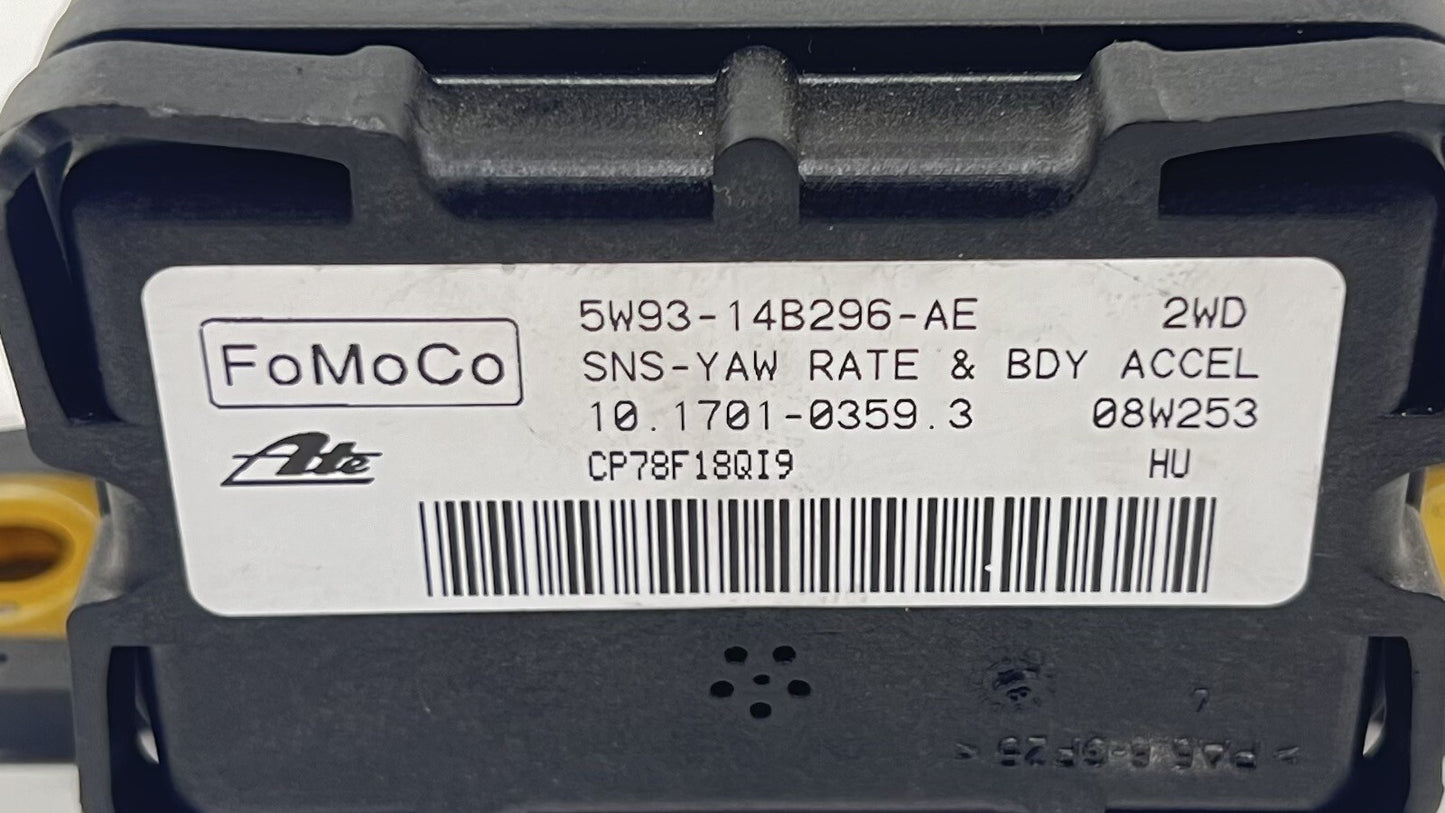 09-17 ASTON MARTIN VANTAGE YAW RATE & BODY ACCELERATION SENSOR MODULE OEM