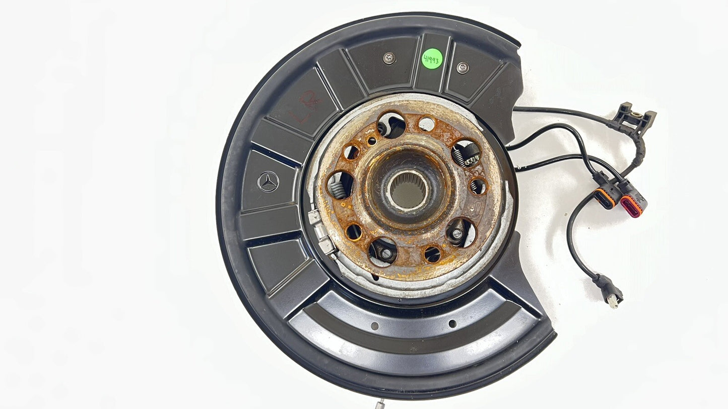 12-18 MERCEDES BENZ CLS550 W218 DRIVER LEFT REAR SPINDLE KNUCKLE HUB BEARING OEM