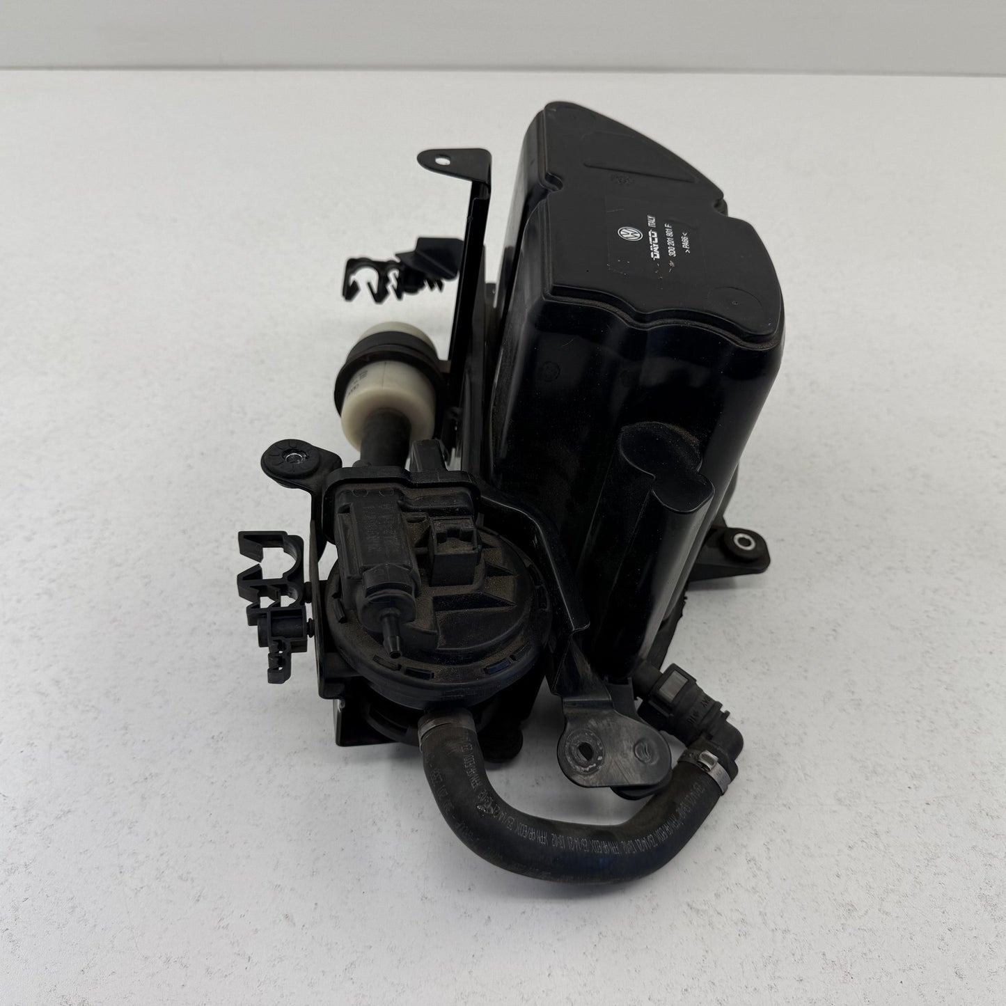 2014-2018 Bentley Flying Spur Fuel Evap Vapor Charcoal Emission Canister OEM