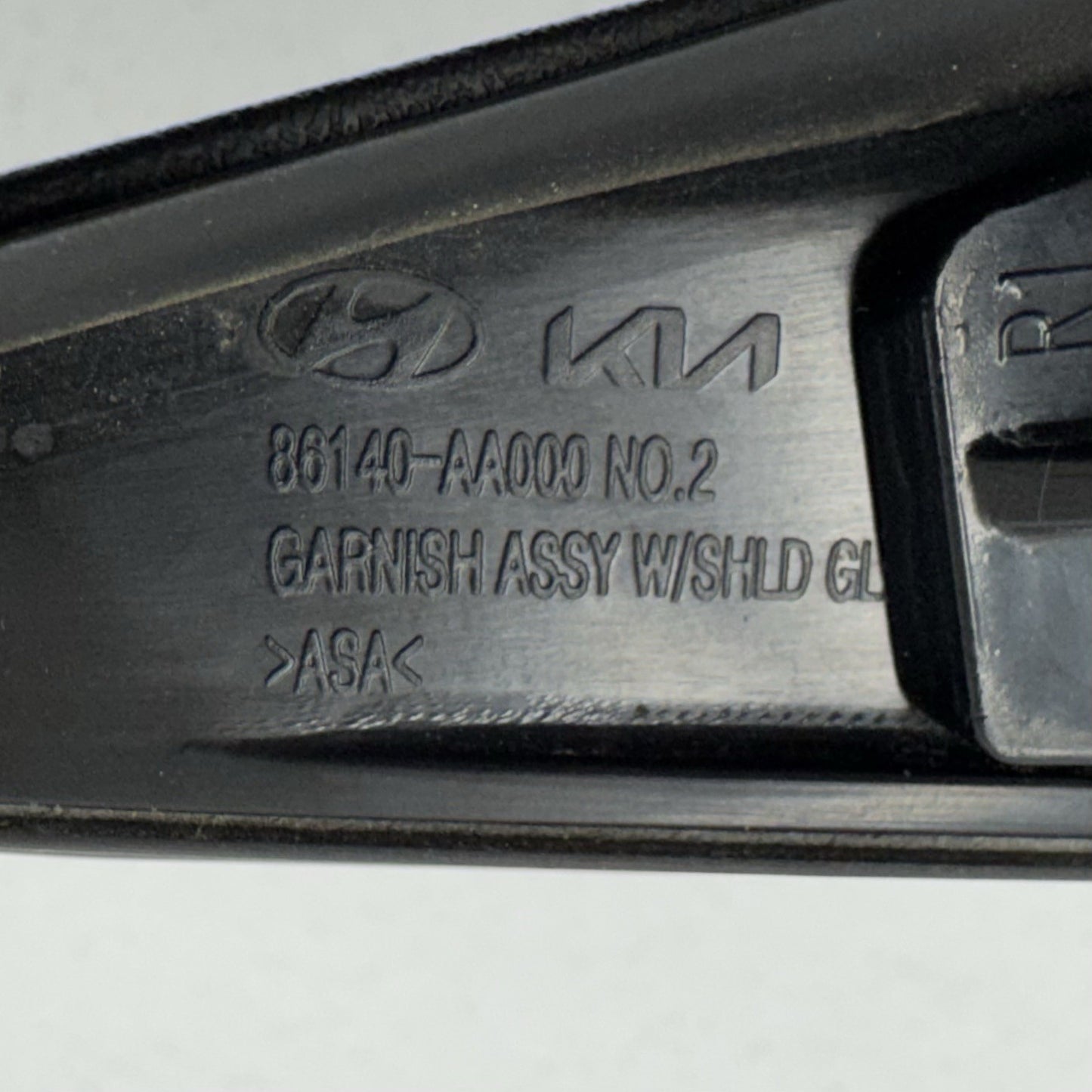 21-26 Hyundai Elantra Right Front Windshield A Pillar Molding 86140-AA000 OEM
