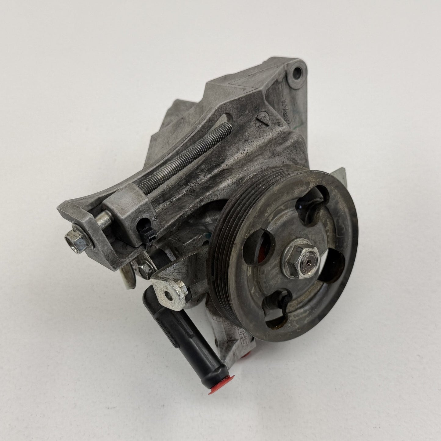 2015-2021 Subaru WRX STI Power Steering Pump Assembly W/ Bracket 34430FG040 OEM