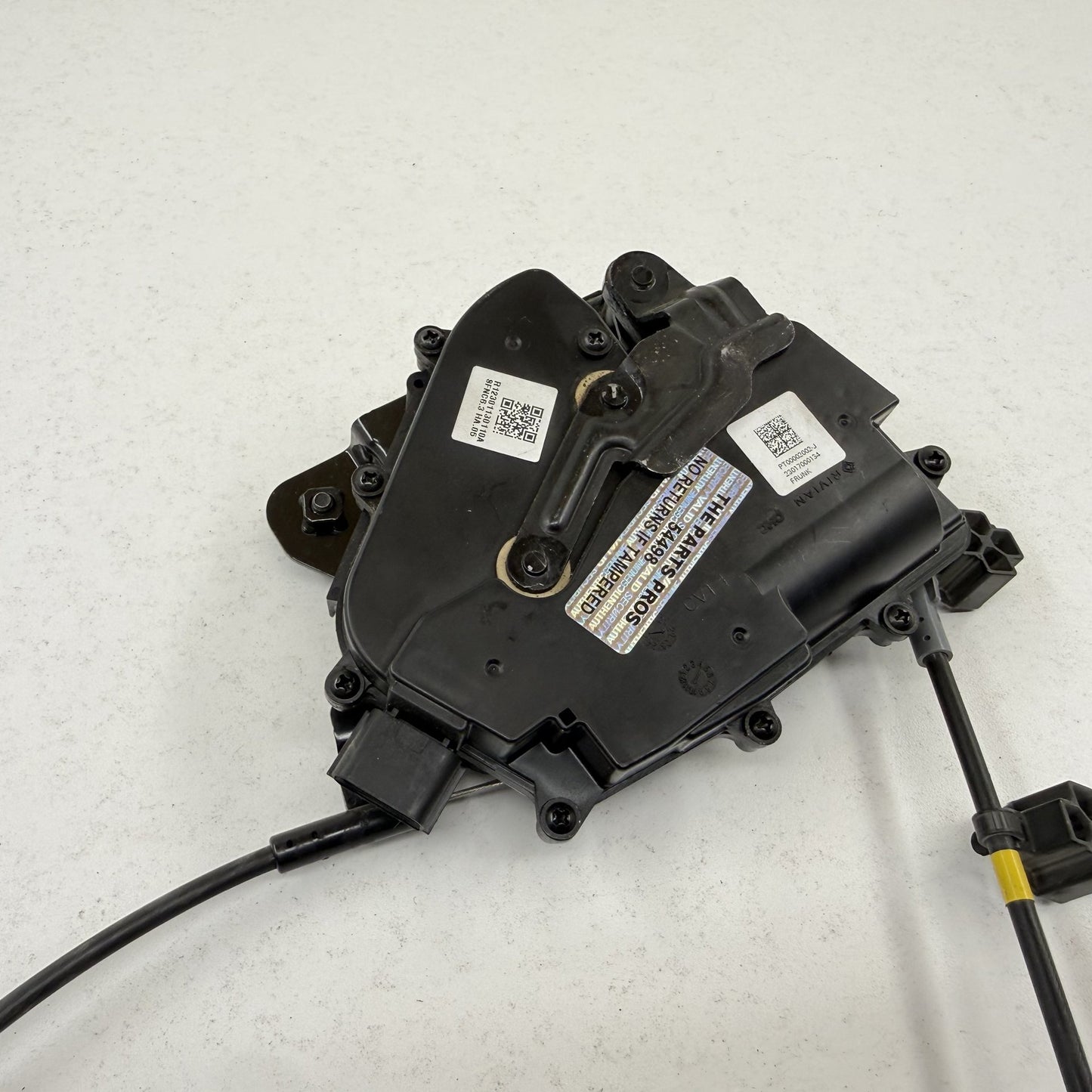 2022-2024 Rivian R1S R1T Front Hood Lock Latch Actuator Motor PT00002002-J OEM