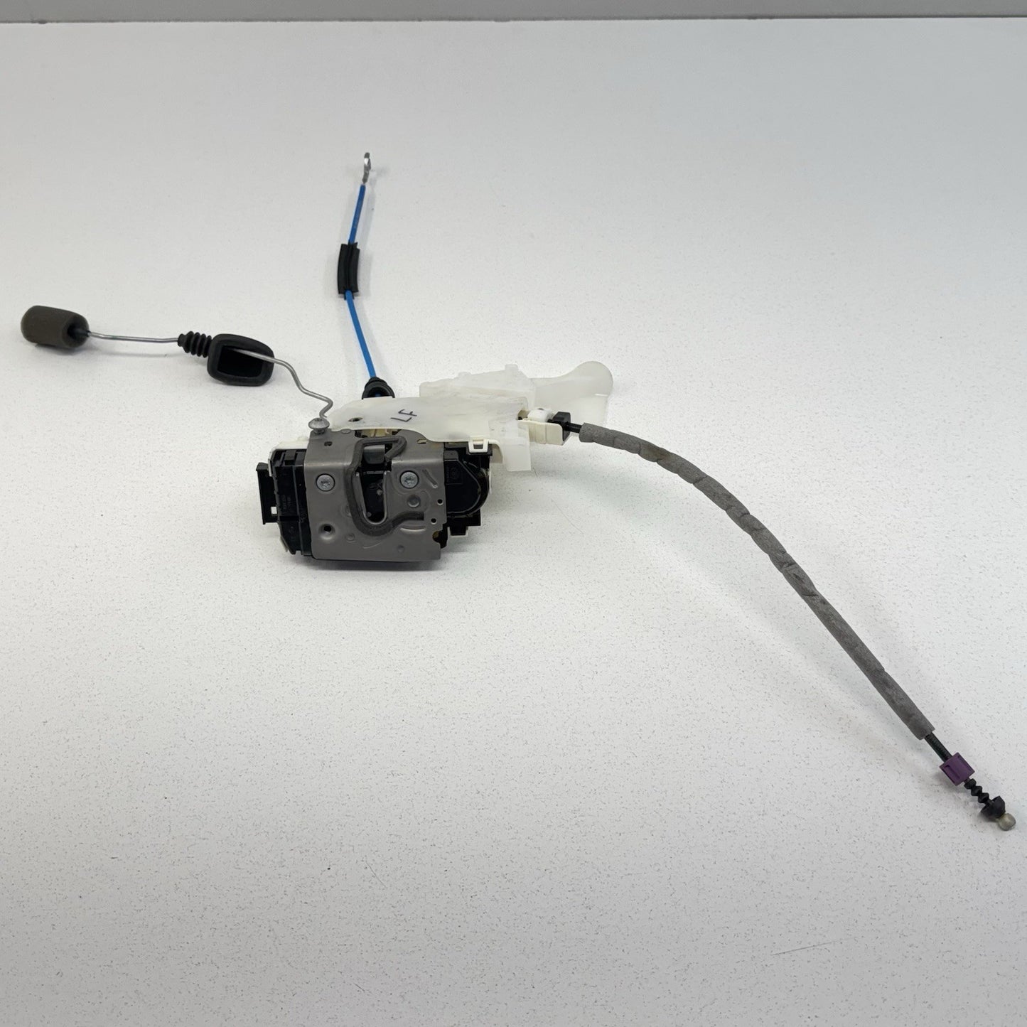 10-16 Mercedes W212 E350 Driver Left Front Door Latch Lock Actuator OEM