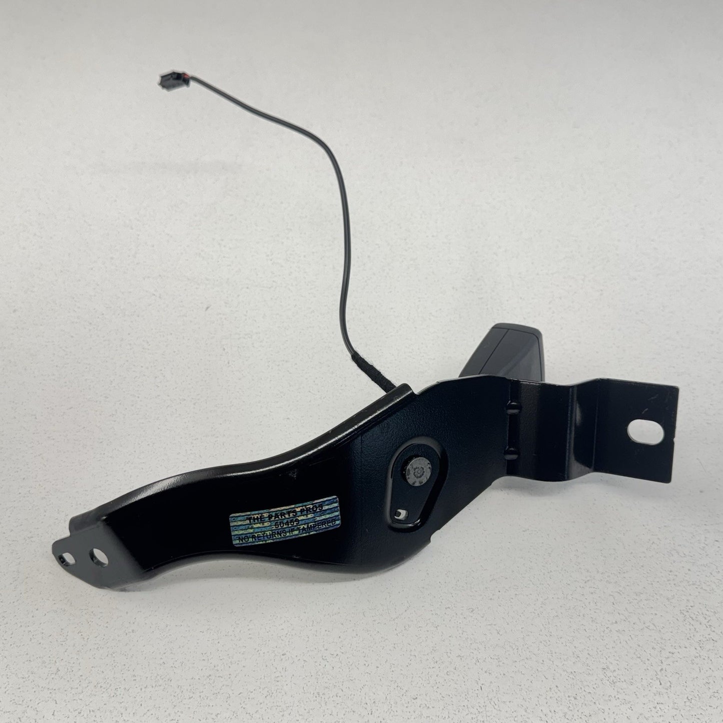 24-26 Ford Mustang Rear Seatbelt Seat Belt Buckle Pair Left & Right OEM