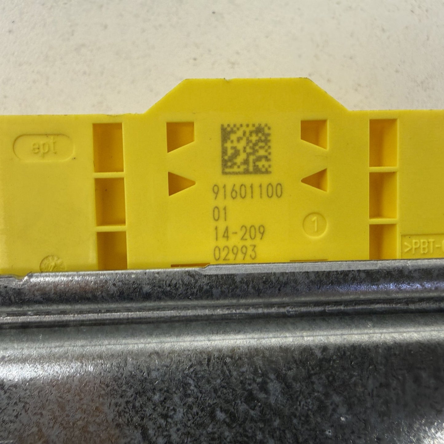 2014-2017 Mercedes S550 W222 Airbag Air Bag SRS Restraint Module 2229012501 OEM