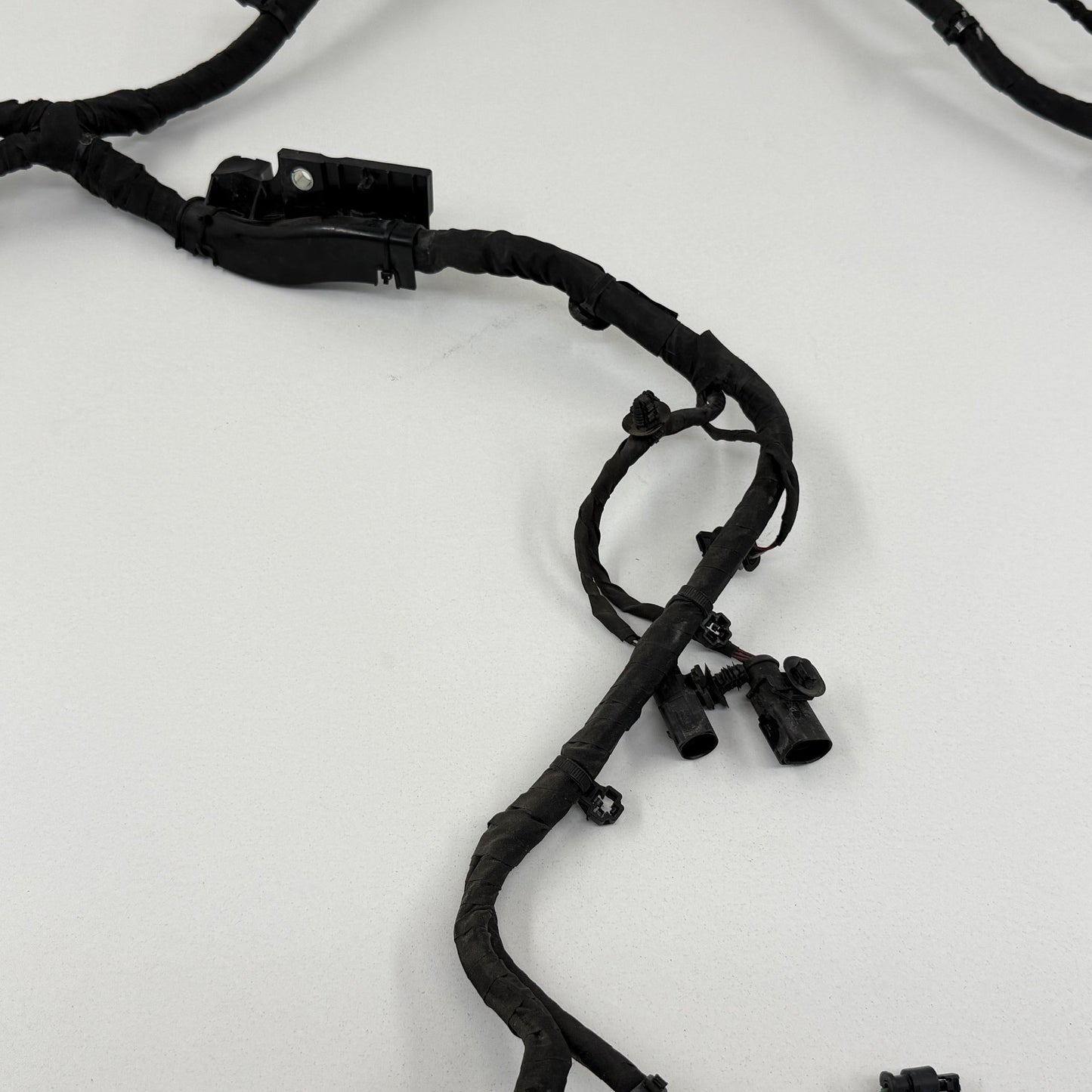2022-2024 Rivian R1S Left Front Bay Wiring Harness PT00417186-C OEM