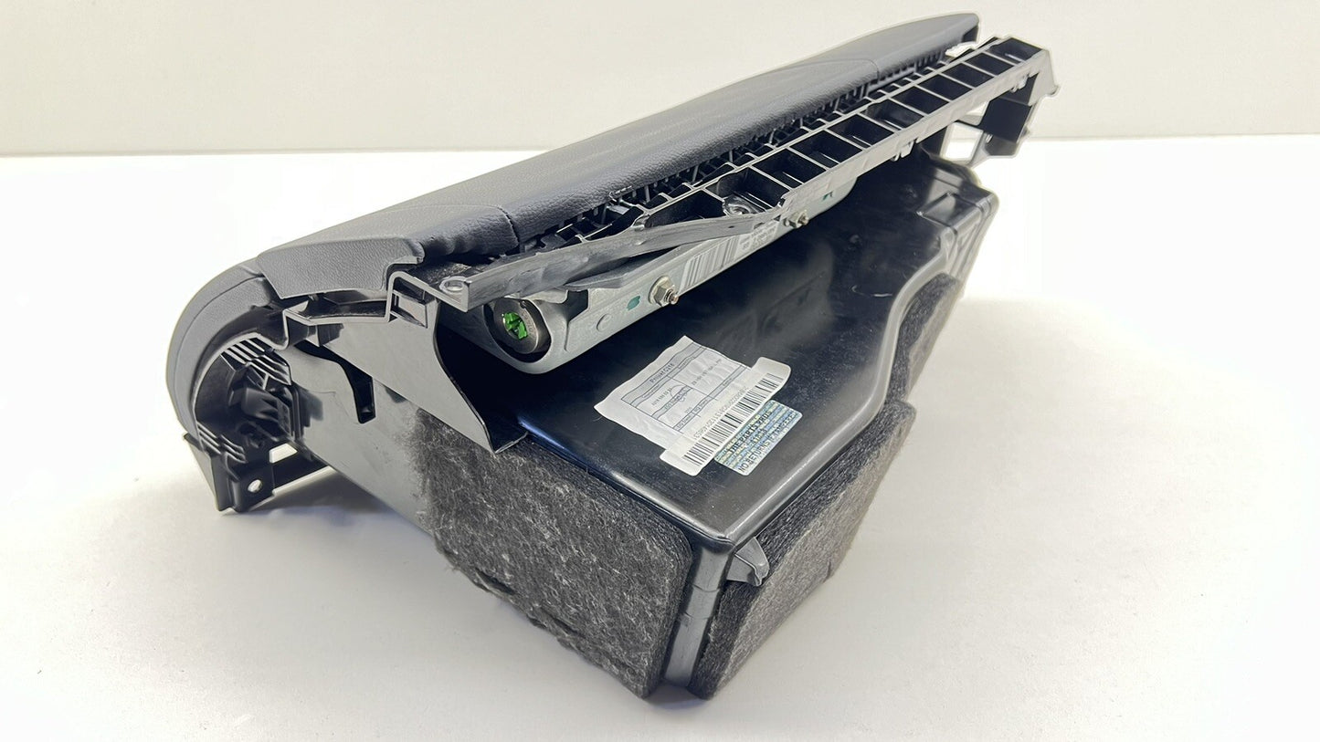 12-18 MERCEDES BENZ CLS550 W218 FRONT GLOVE BOX COMPARTMENT WITH KNEE AIRBAG OEM