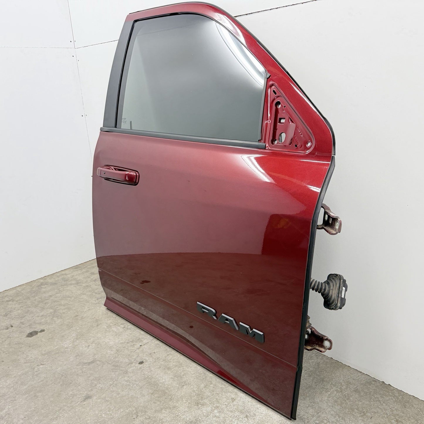 19-22 Ram 2500 3500 Crew Cab Right Front Door Shell Complete Acoustic Glass OEM