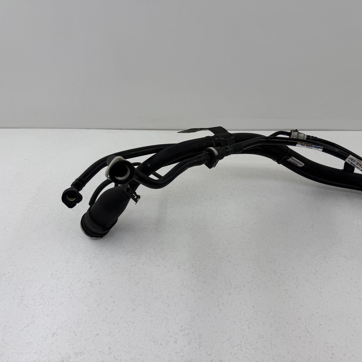 16-21 Dodge Durango SRT 6.2L 6.4L Gas Tank Fuel Filler Neck Tube Pipe Hose OEM