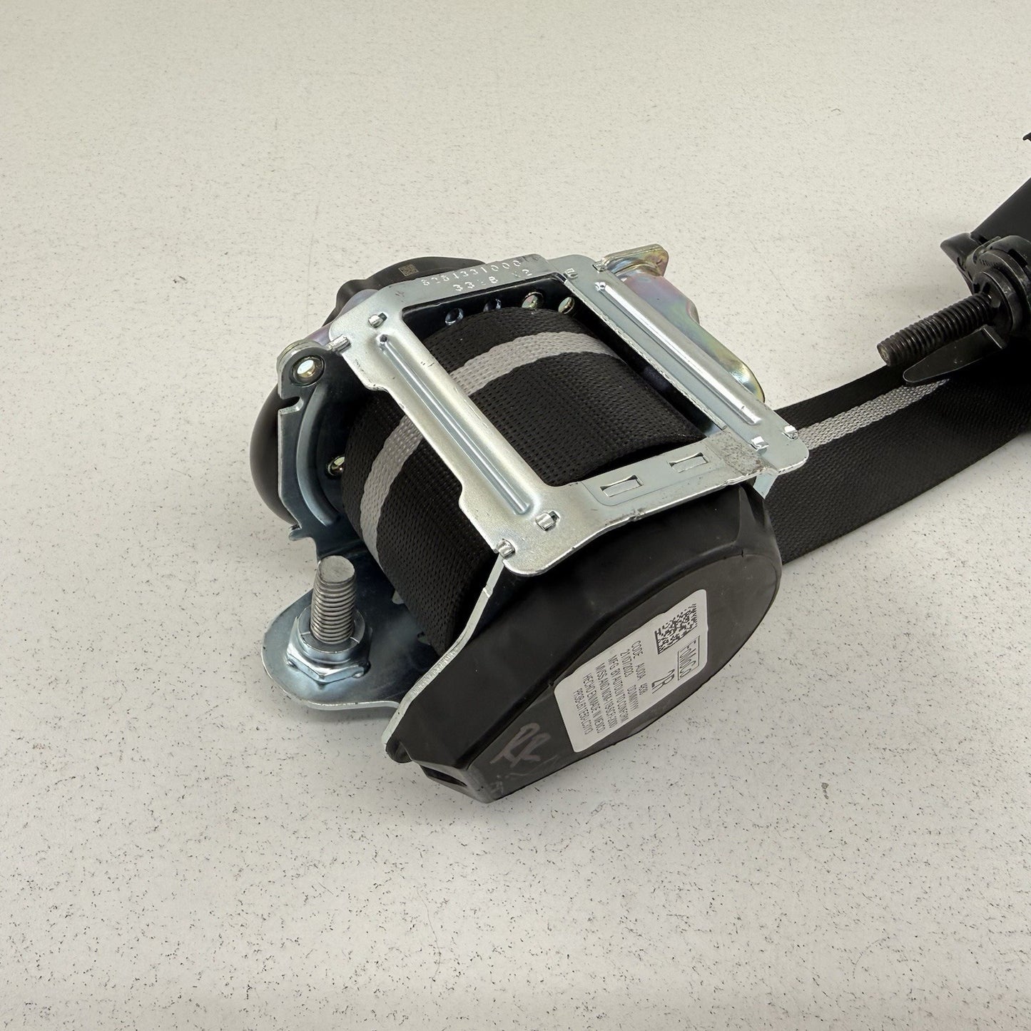 24-26 Ford Mustang Right Rear Seatbelt Seat Belt Retractor PR3B-L611E50-LC OEM