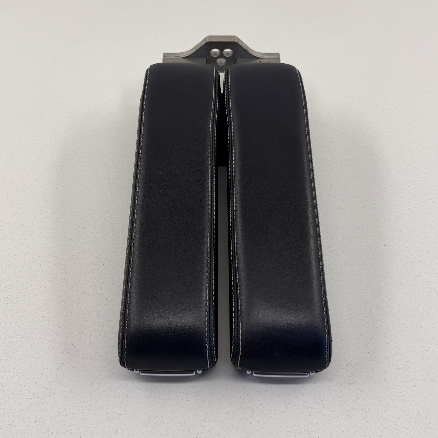 2014-2018 Bentley Flying Spur Center Console Armrest Arm Rest Cover Lid OEM