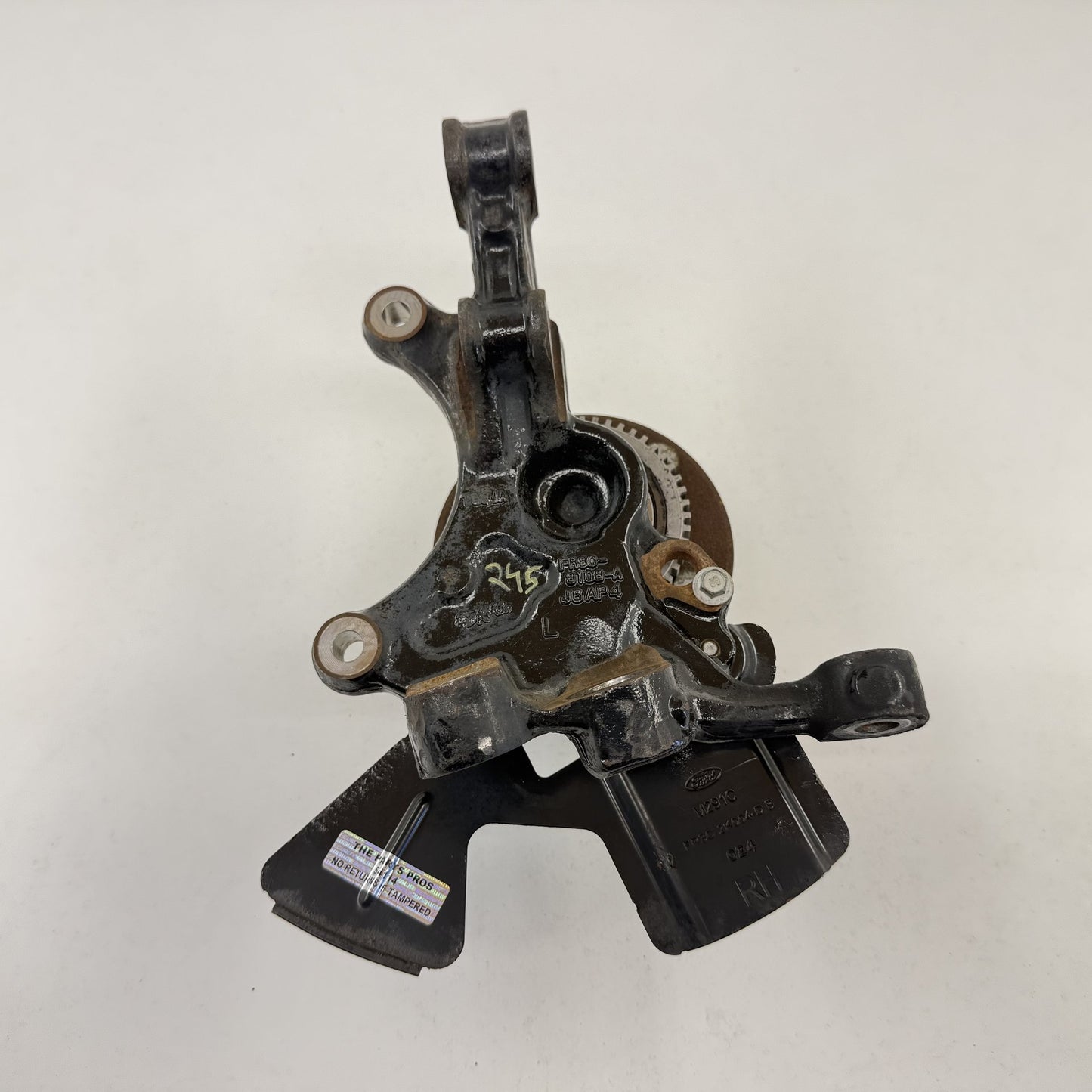2015-2023 Ford Mustang GT PP Left Front Spindle Knuckle Hub Wheel Bearing OEM