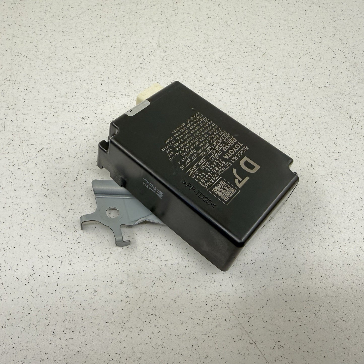 21-26 Lexus IS300 IS350 IS500 Keyless Entry TPMS Control Module 897B0-53290 OEM