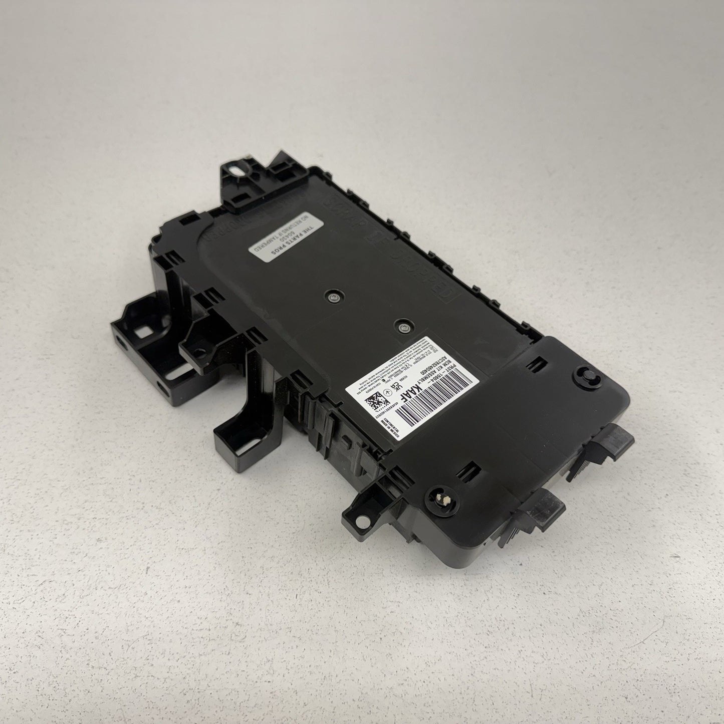 24-26 Ford Mustang GT Integrated Body Control Module Fuse Relay Junction Box OEM