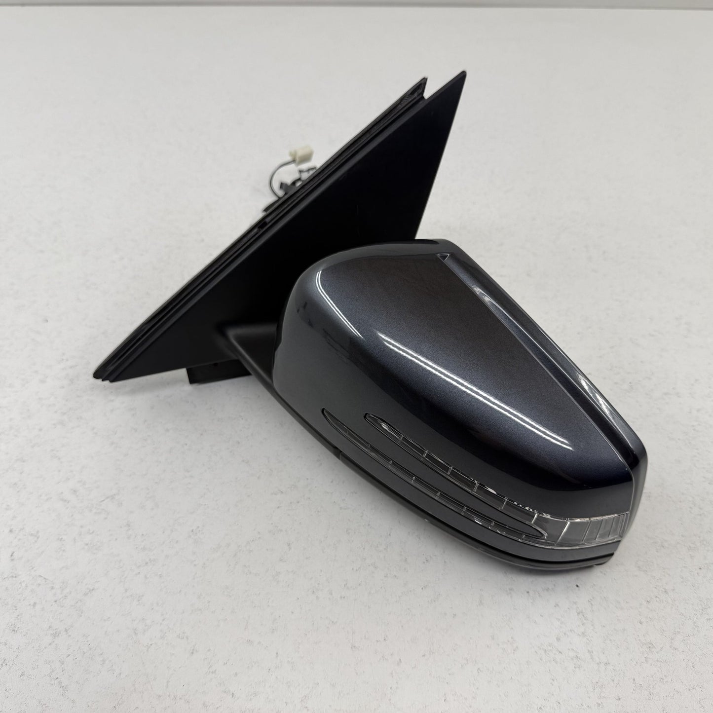 2012-2014 Mercedes-Benz C250 W204 Driver Left Front Door Mirror Side View OEM