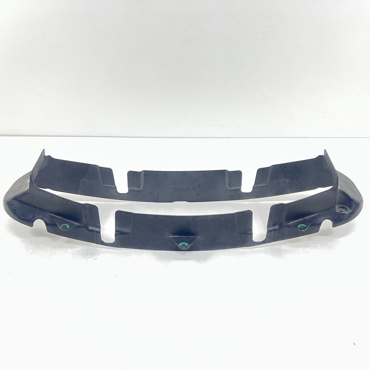 14-17 MASERATI QUATTROPORTE RADIATOR SUPPORT AIR GUIDE DEFLECTOR INTAKE DUCT OEM