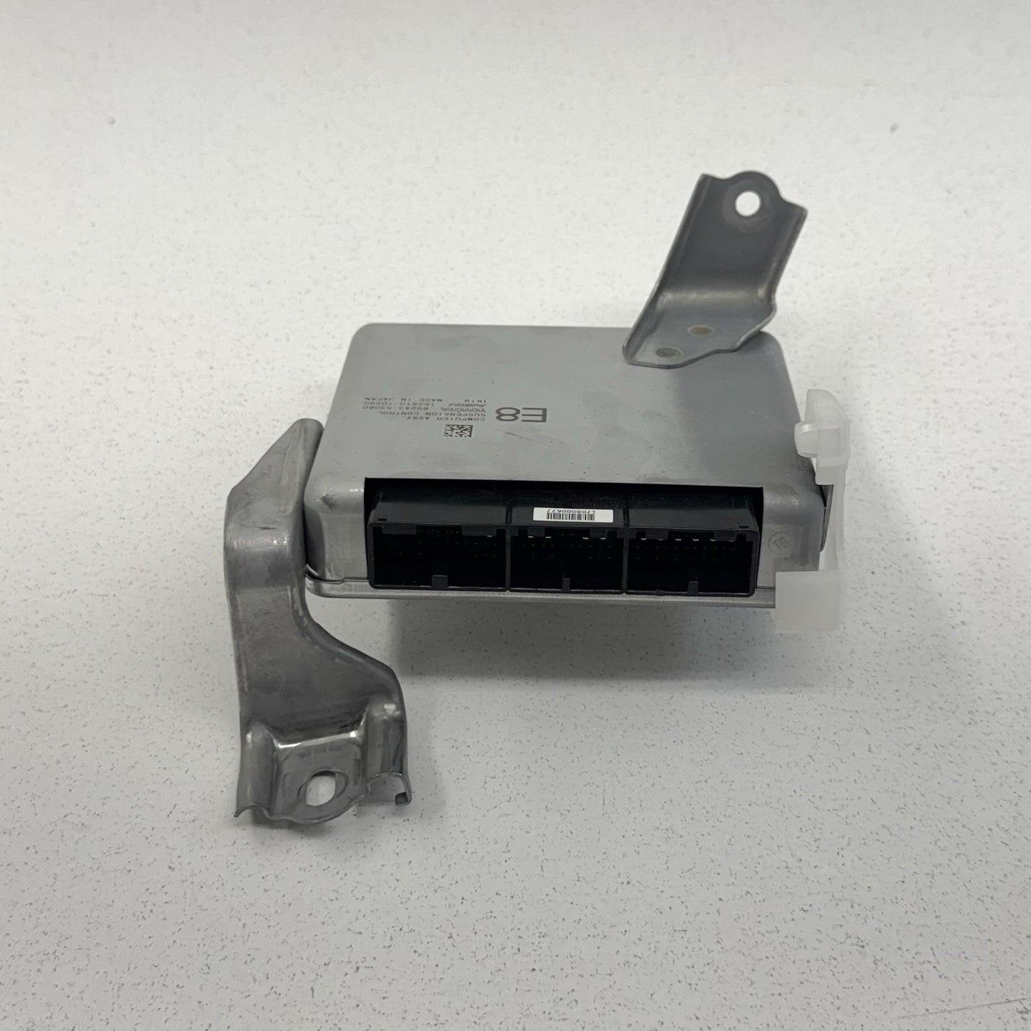 22-25 Lexus IS500 Suspension Absorber Control Module 89243-53060 OEM