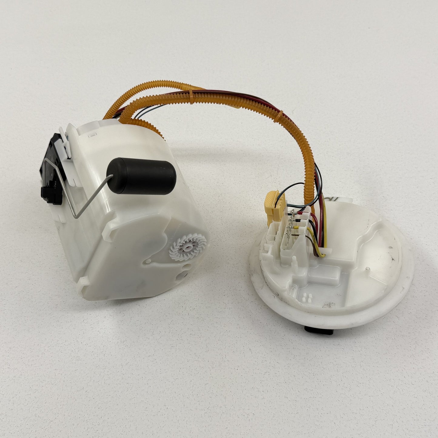 2021-2026 BMW M2 M3 M4 G80 G82 G87 S58 Gas Tank Fuel Pump Sending Unit OEM