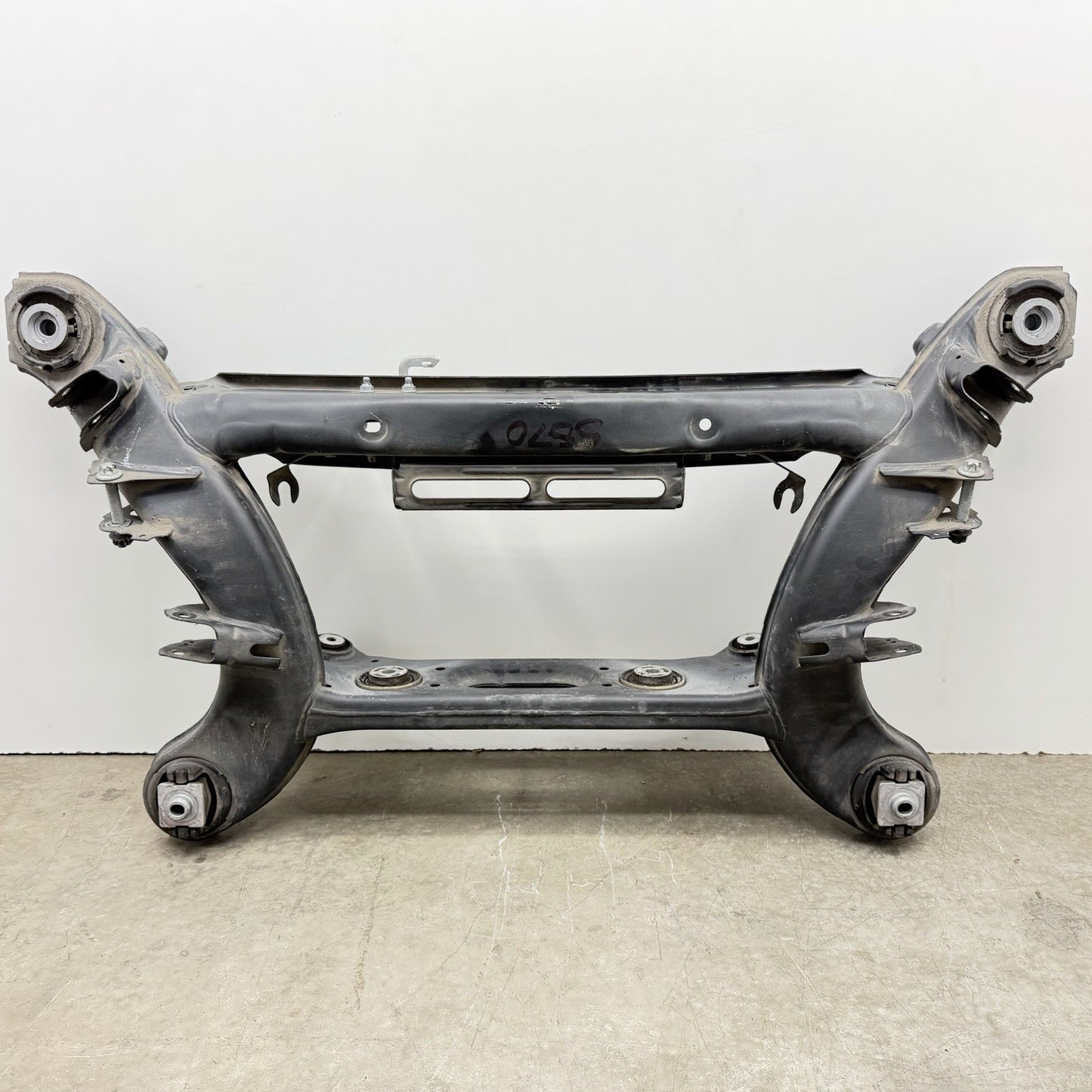 08-14 Mercedes W204 C250 Rear Subframe Crossmember Cradle 2043520106 OEM