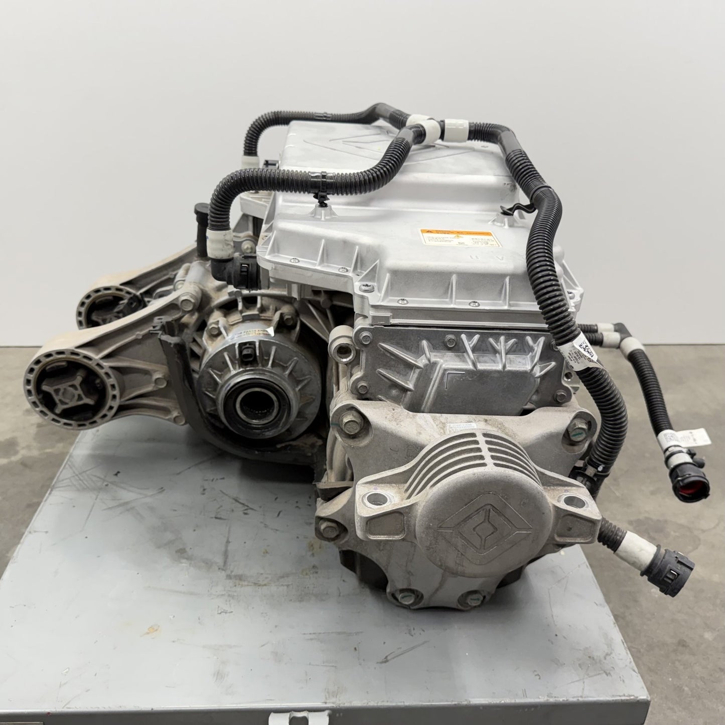 2022-2024 Rivian R1S Quad Motor Rear Drive Unit Electric Motor PT00054488-F OEM