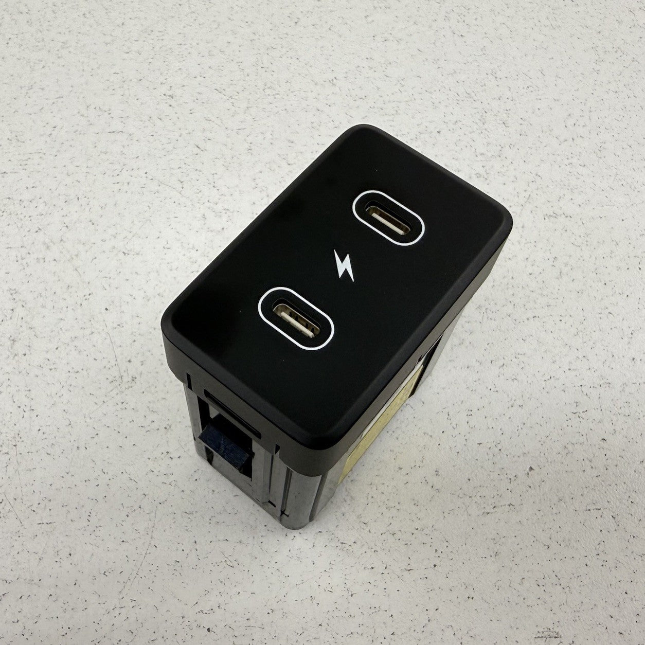 24-26 Hyundai Elantra Rear Console Dual USB Type C Port 96125-K3100-4X  OEM