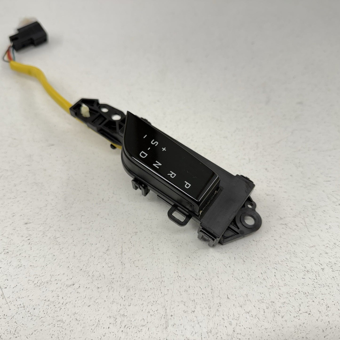 25-26 Toyota Camry Transmission Gear Shift Position Indicator 35978-AQ010 OEM