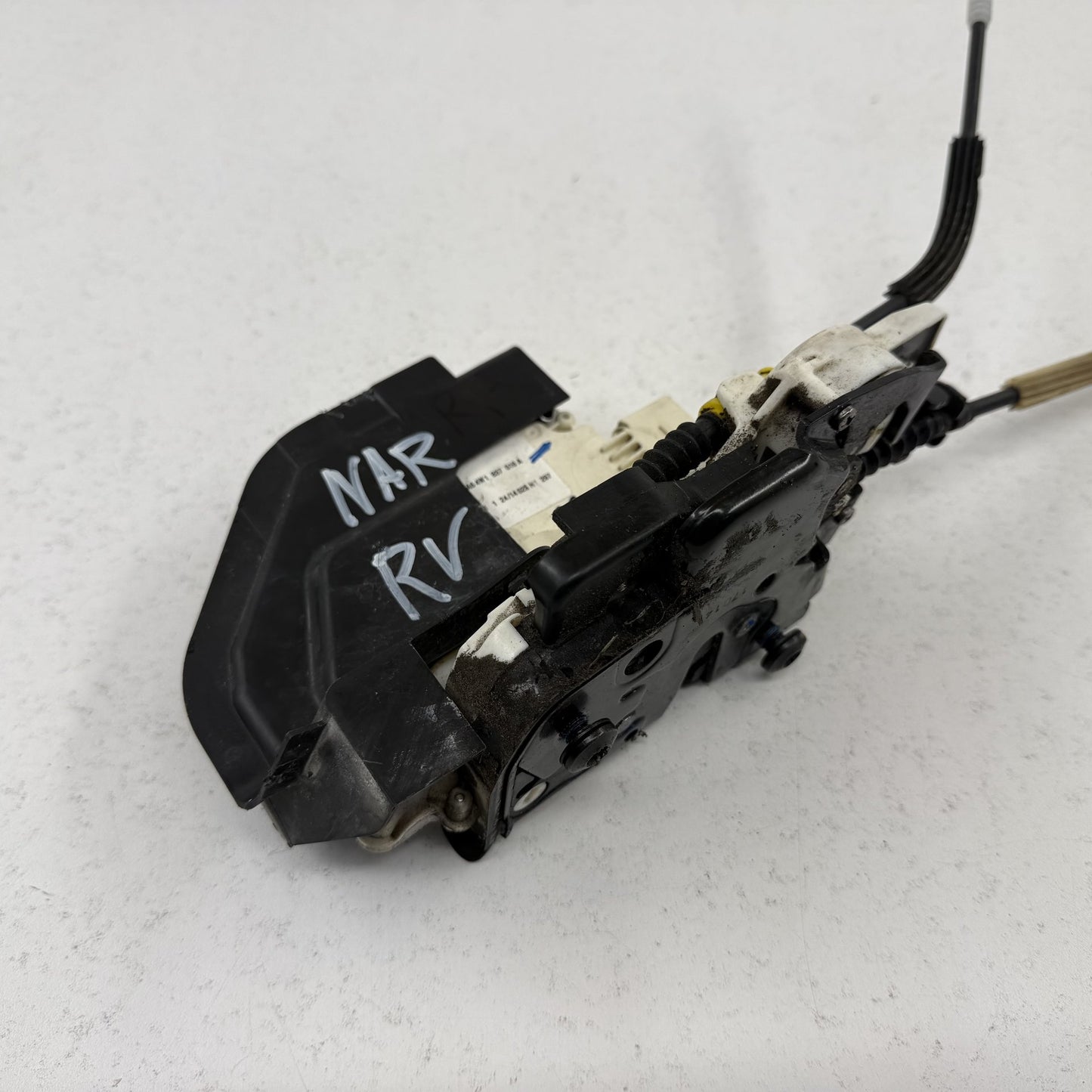 2014-2018 Bentley Flying Spur Passenger Right Front Door Lock Latch Actuator OEM