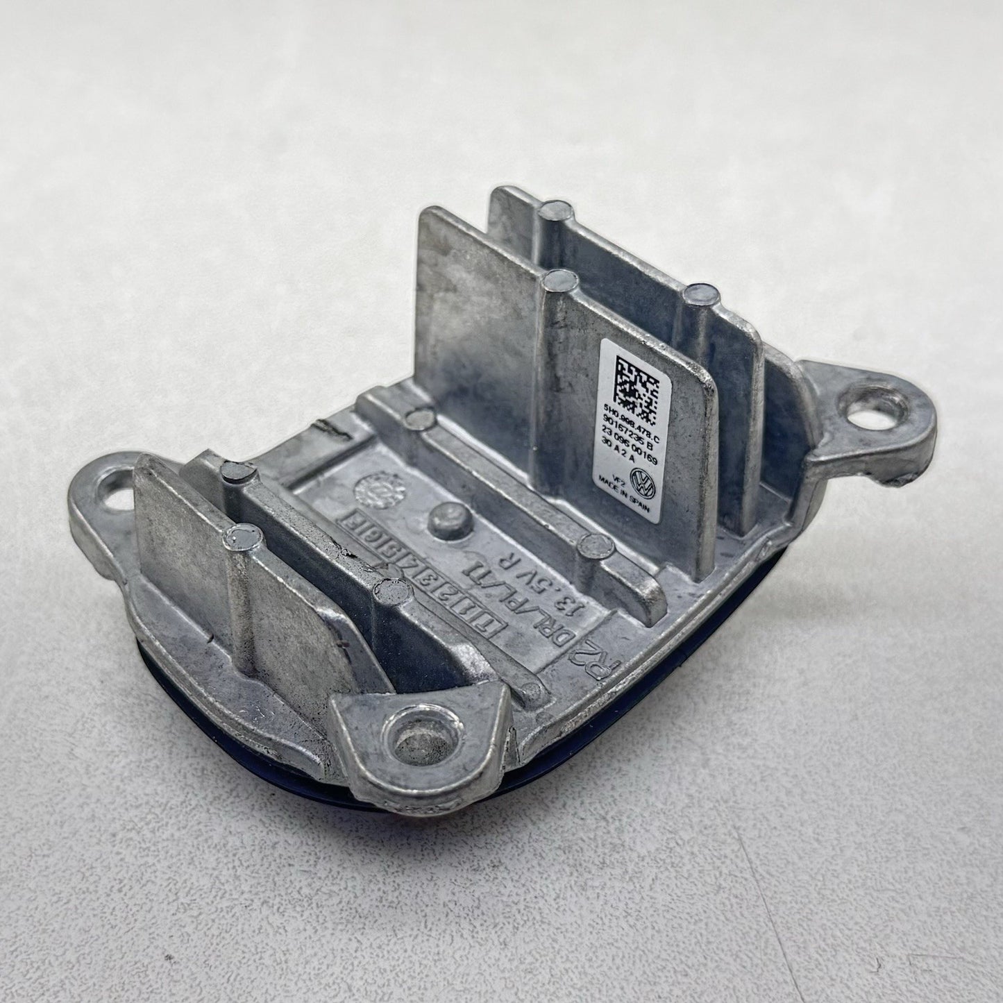 22-24 VOLKSWAGEN GOLF R RIGHT FRONT HEADLIGHT HEAD LIGHT LAMP LED DRL MODULE OEM