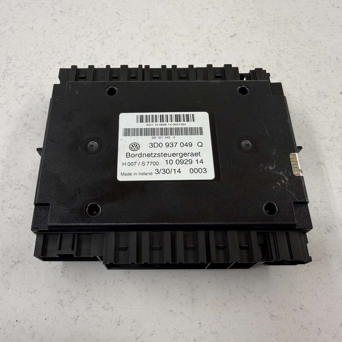 2014-2018 Bentley Flying Spur Onboard Supply Control Module 3D0937049Q OEM