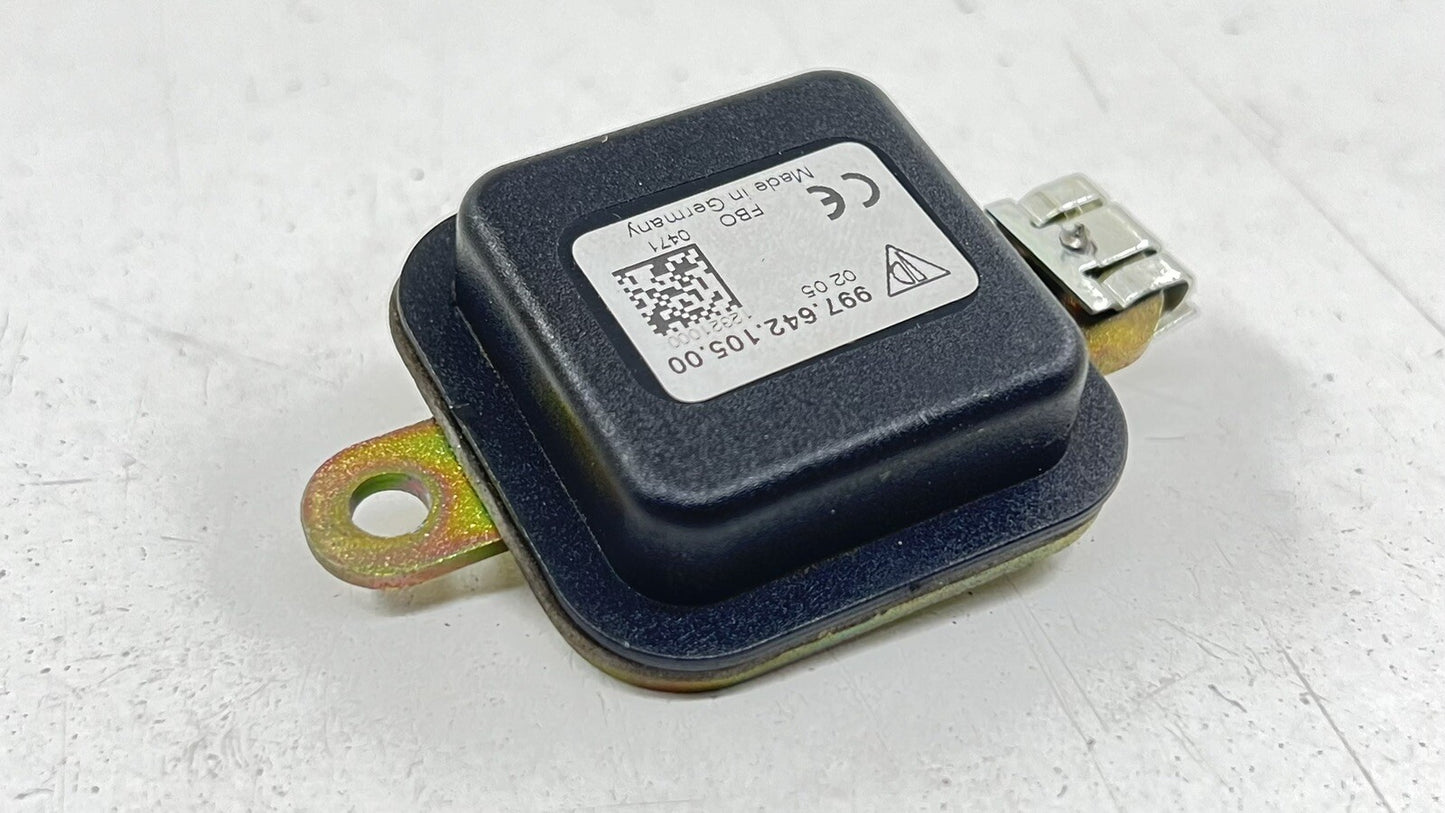 05-12 PORSCHE 911 997 FRONT GPS ANTENNA CONTROL UNIT MODULE 997.642.105.00 OEM