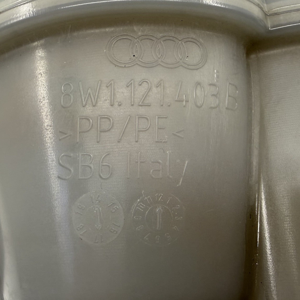 18-20 Audi S4 S5 RS5 Coolant Reservoir Overflow Expansion Tank Bottle OEM
