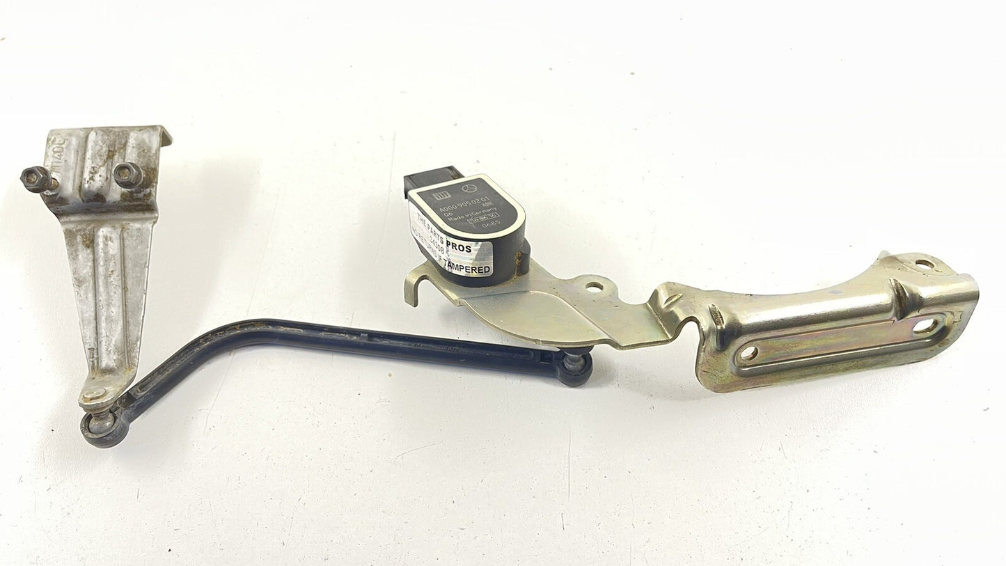 14-17 MERCEDES BENZ E550 W207 LEFT FRONT HEADLIGHT HEIGHT LEVEL SENSOR OEM