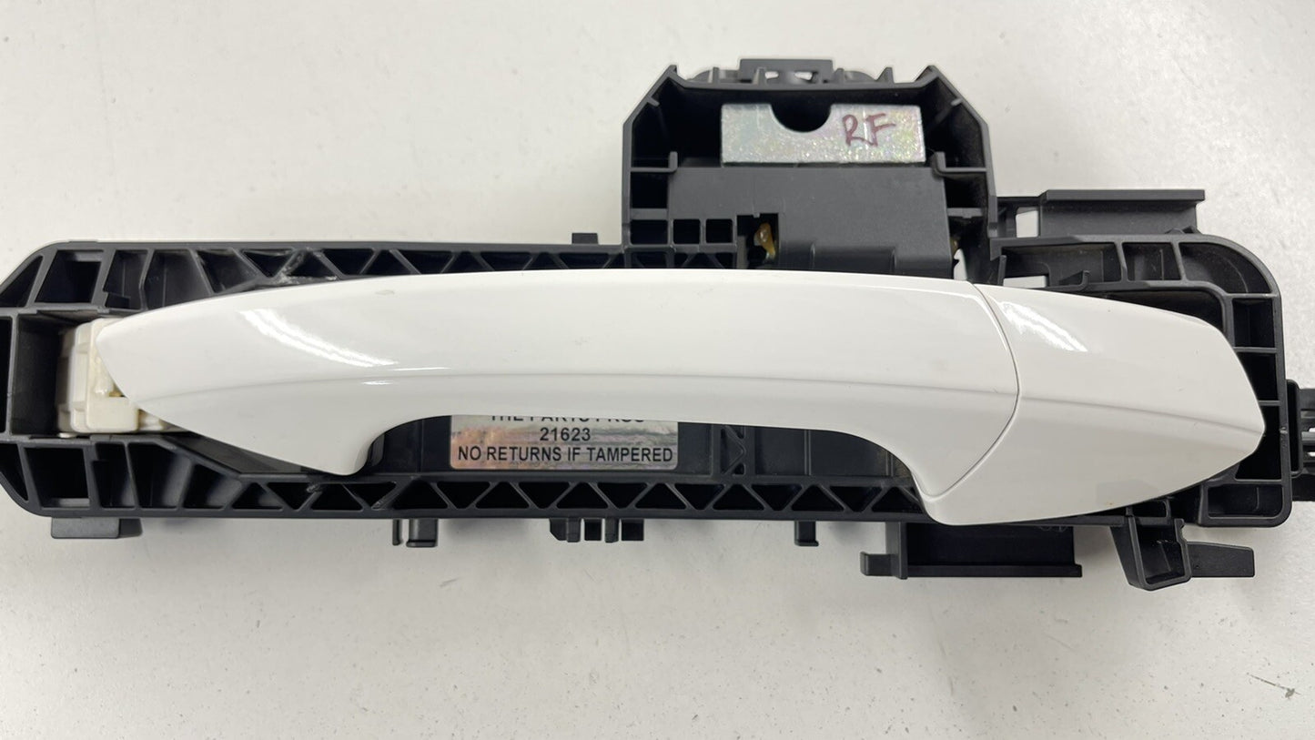 08-14 MERCEDES W204 W212 C E CLASS RIGHT FRONT OR REAR DOOR HANDLE WHITE OEM
