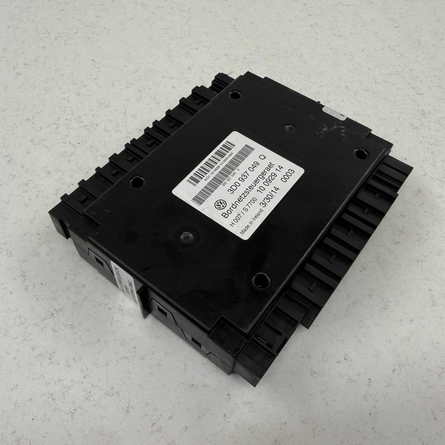2014-2018 Bentley Flying Spur Onboard Supply Control Module 3D0937049Q OEM