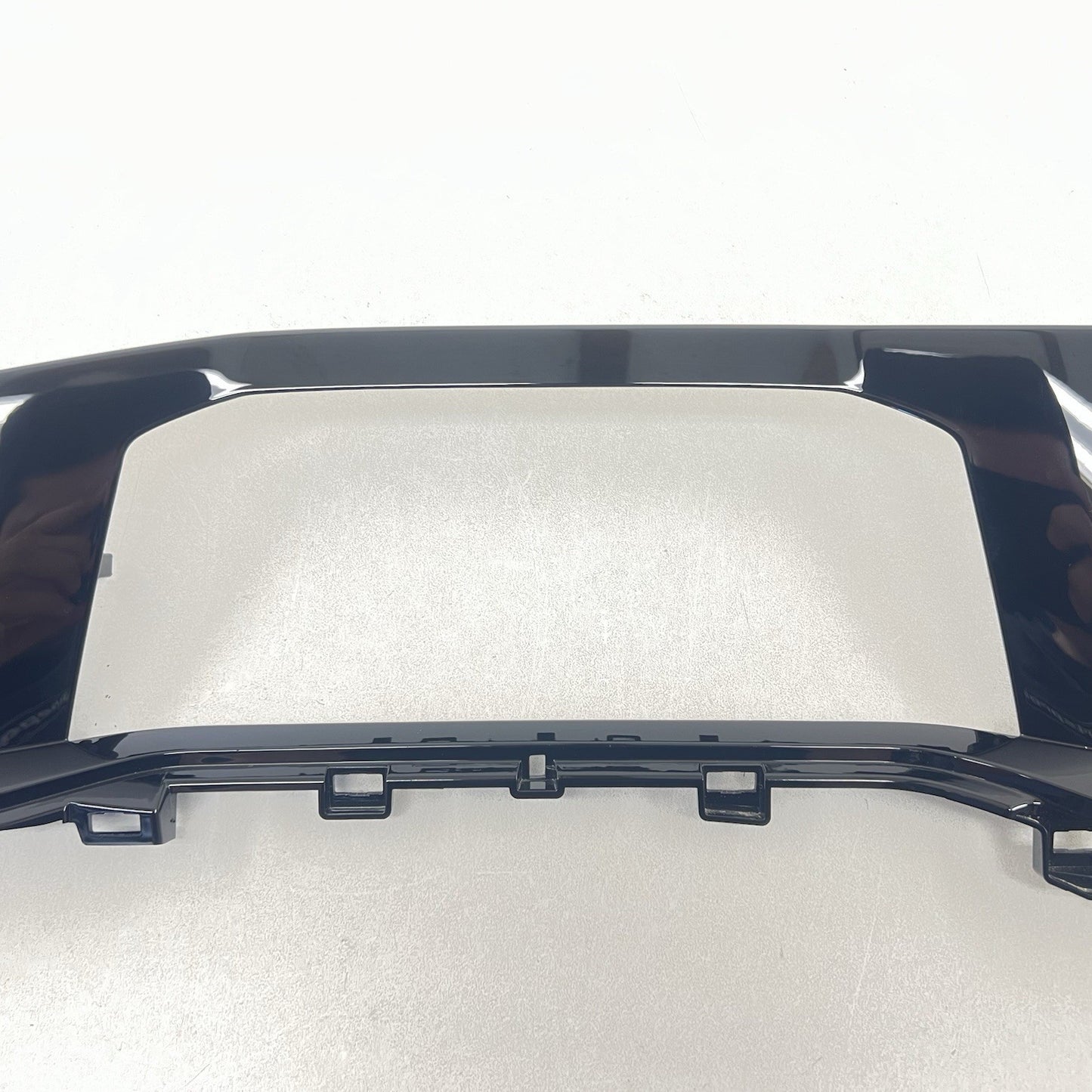 22-25 VOLKSWAGEN GOLF R CENTER DASH DISPLAY SCREEN RADIO SURROUND PANEL TRIM OEM