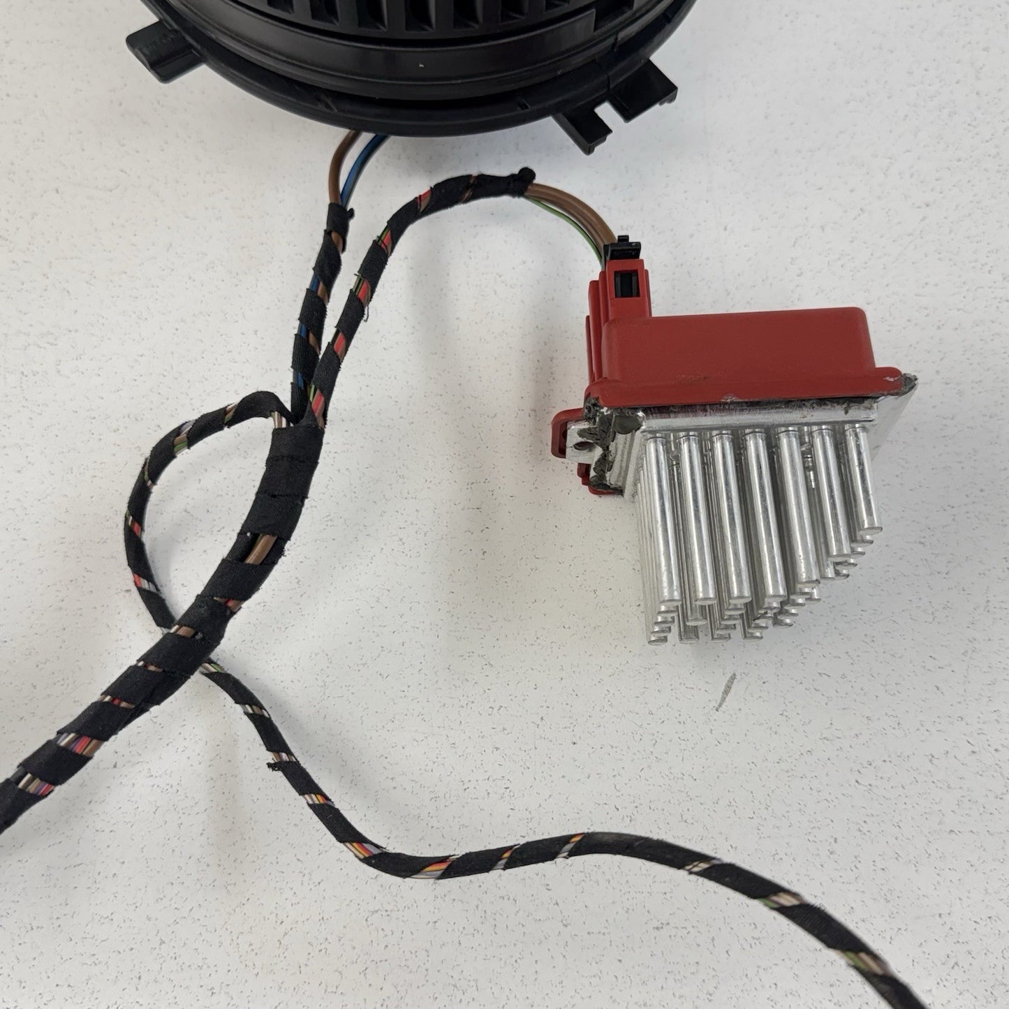 05-08 Porsche 911 997 HVAC AC Air Temperature Fan Blower Motor With AC Flaps OEM